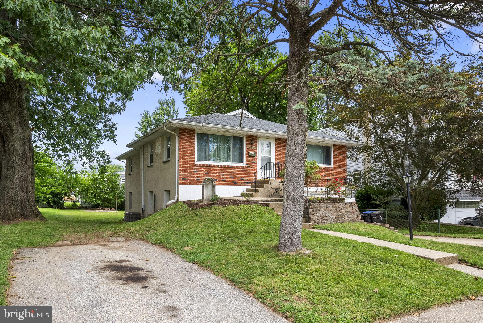 CURRAN TERRACE - Residential