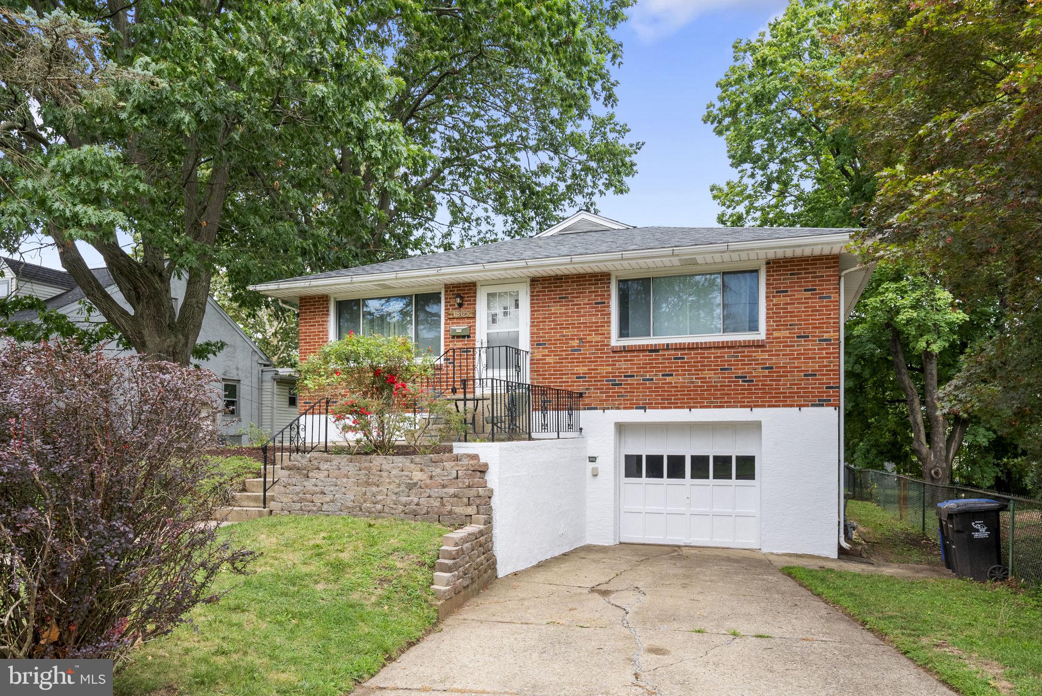 CURRAN TERRACE - Residential