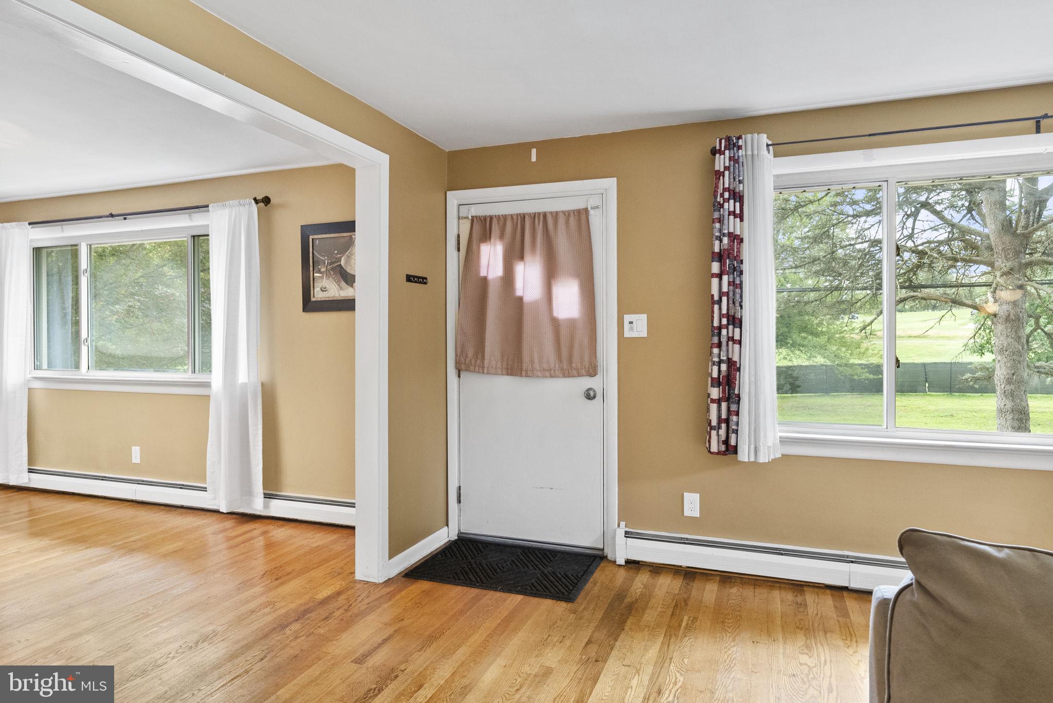 CURRAN TERRACE - Residential