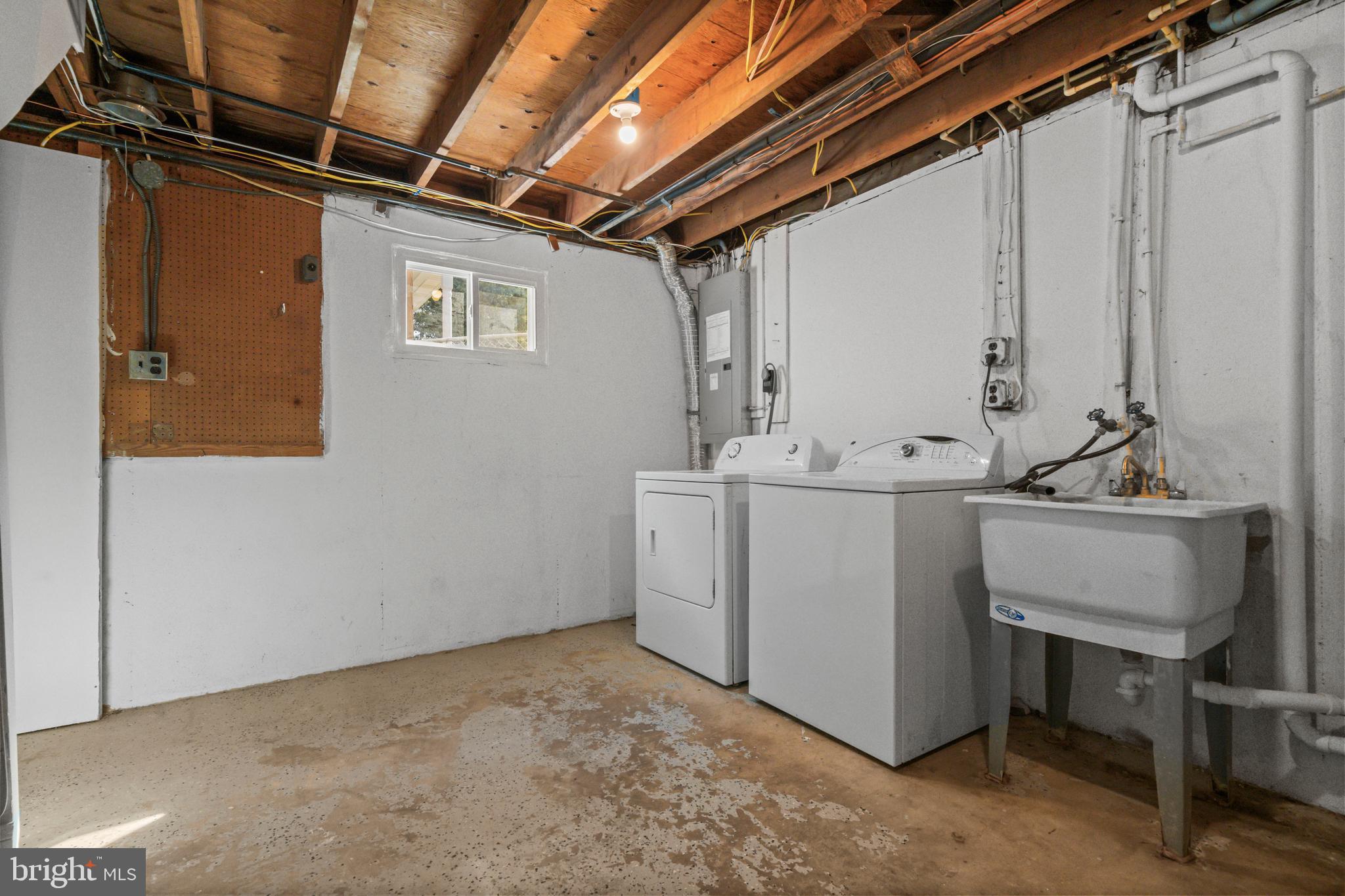 COLUMBIA HIGHLANDS - Residential