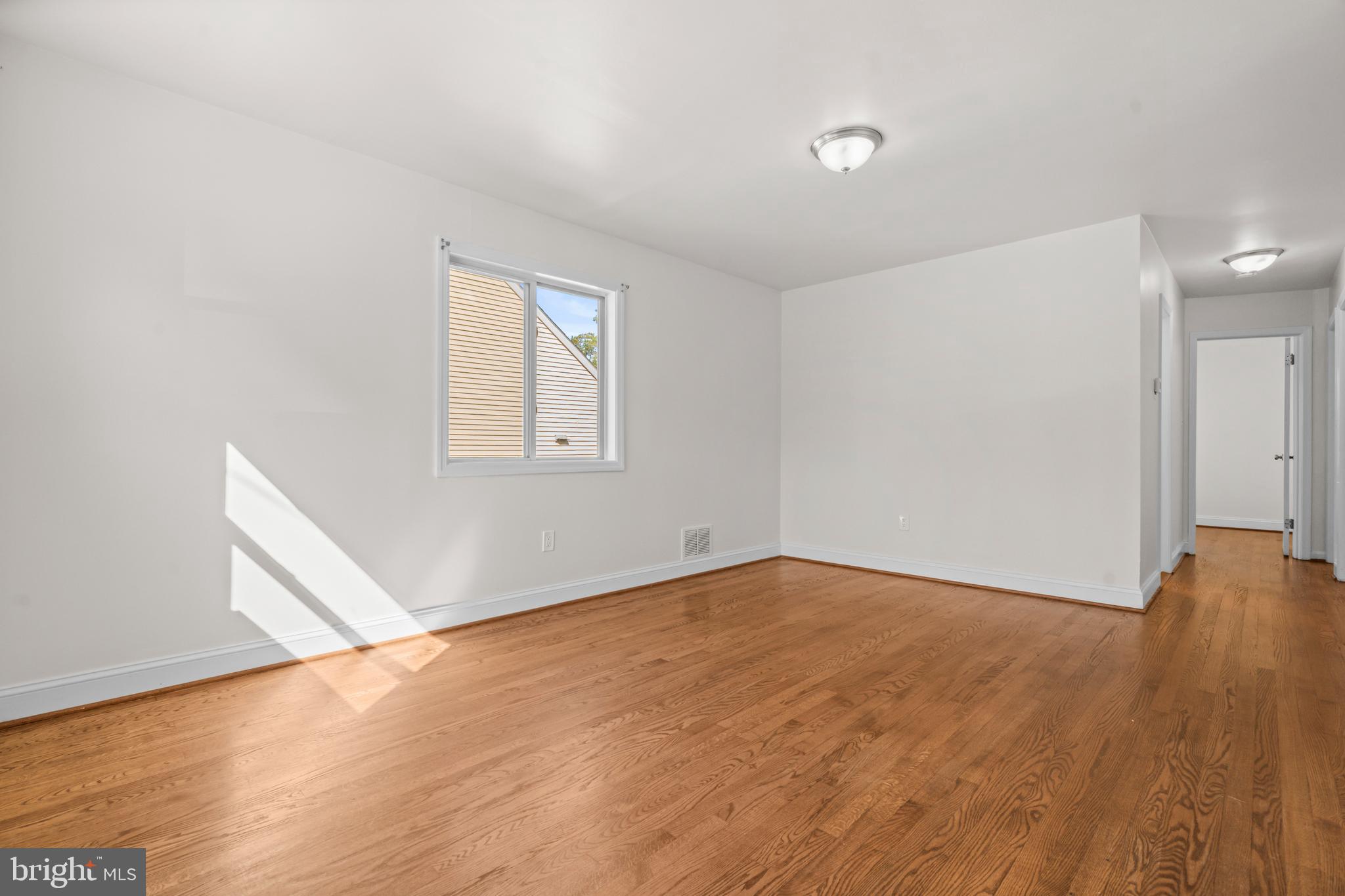 COLUMBIA HIGHLANDS - Residential