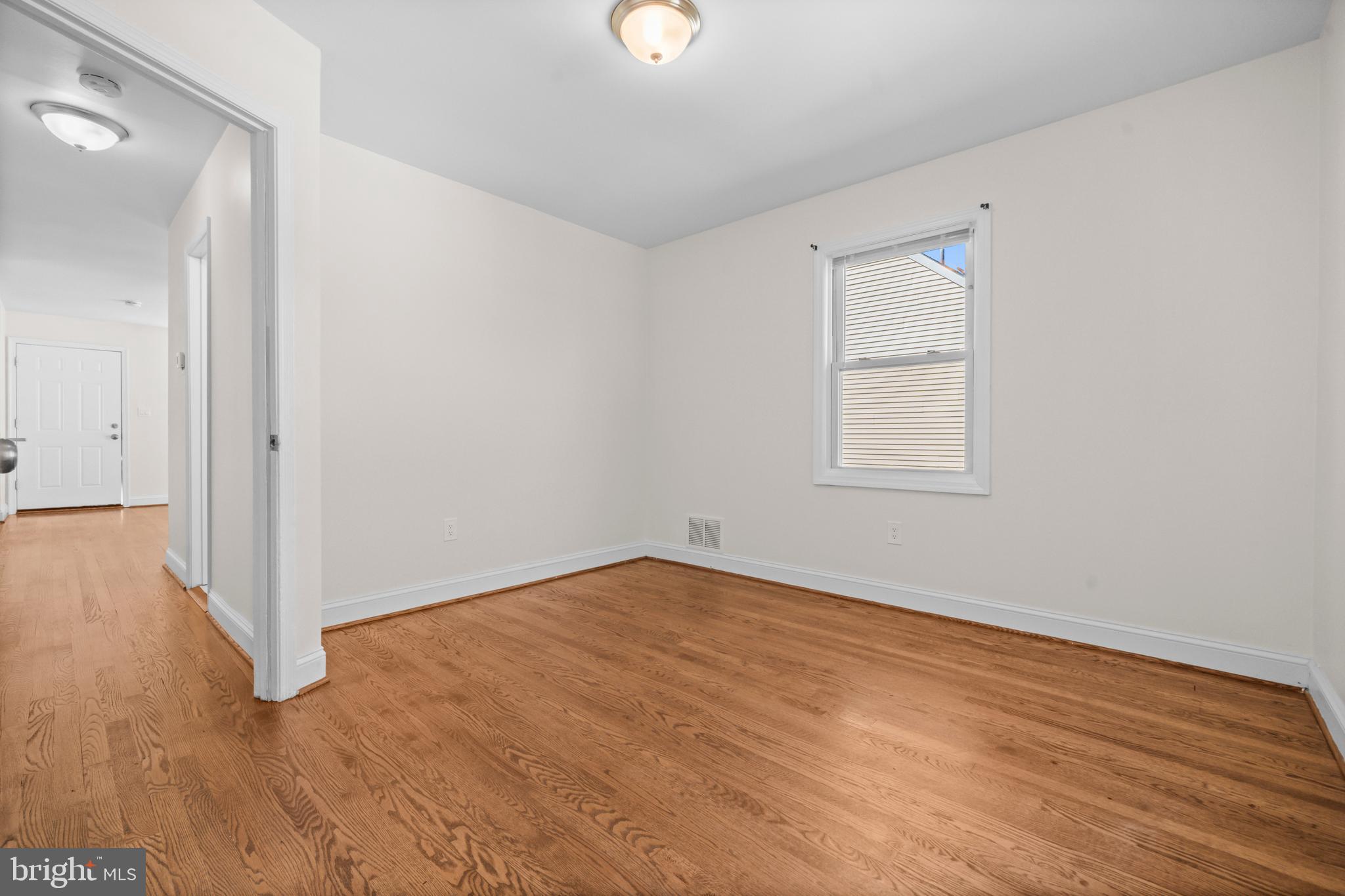 COLUMBIA HIGHLANDS - Residential