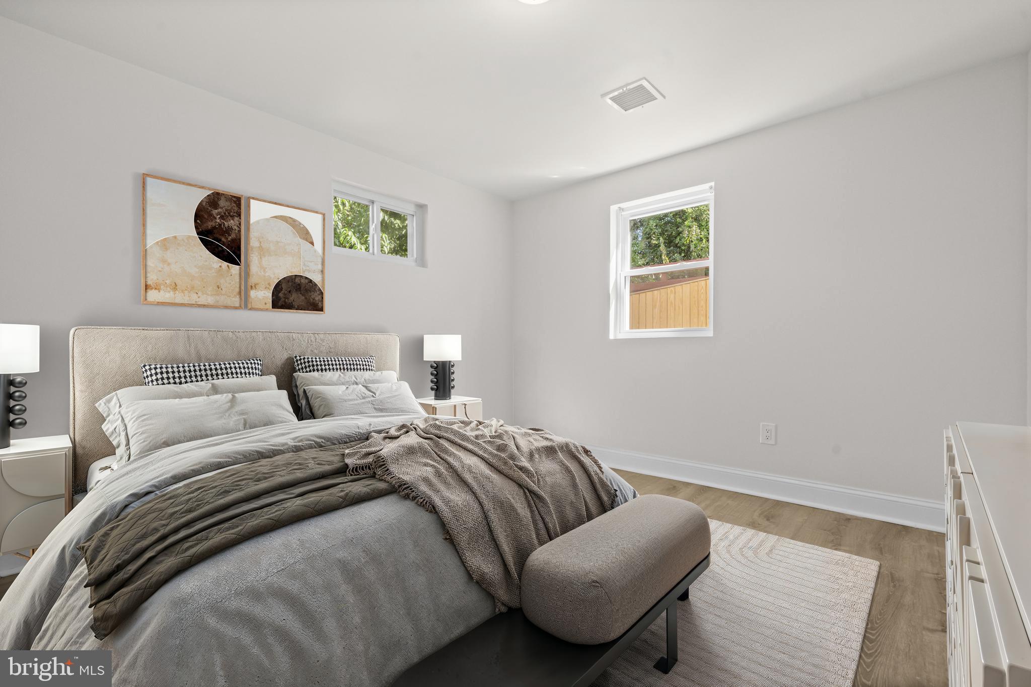 COLUMBIA HIGHLANDS - Residential