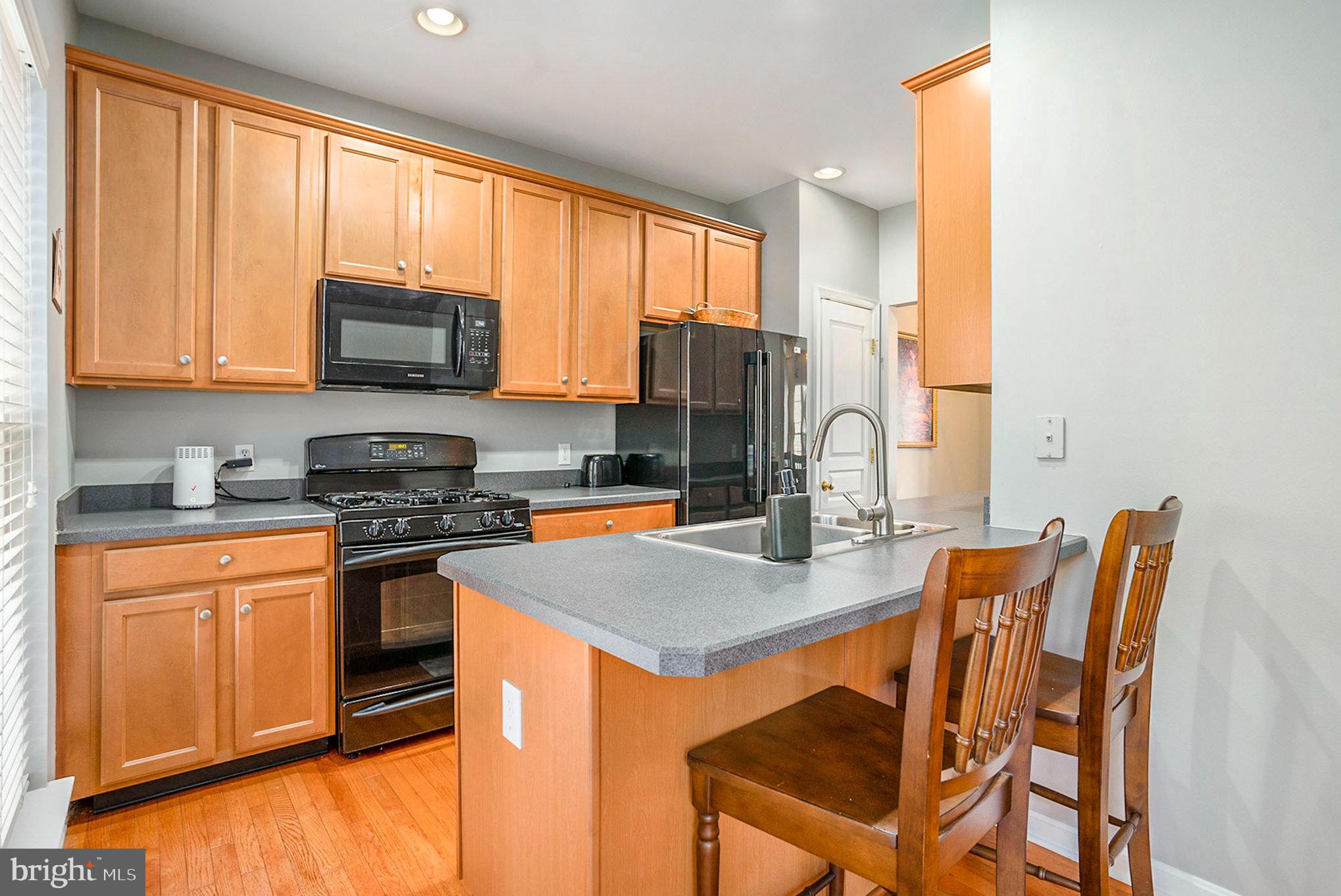 LONGFORD CROSSING - Residential