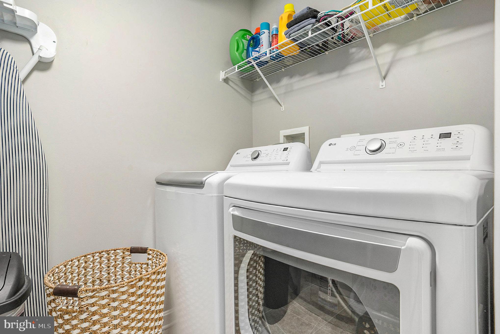 LONGFORD CROSSING - Residential