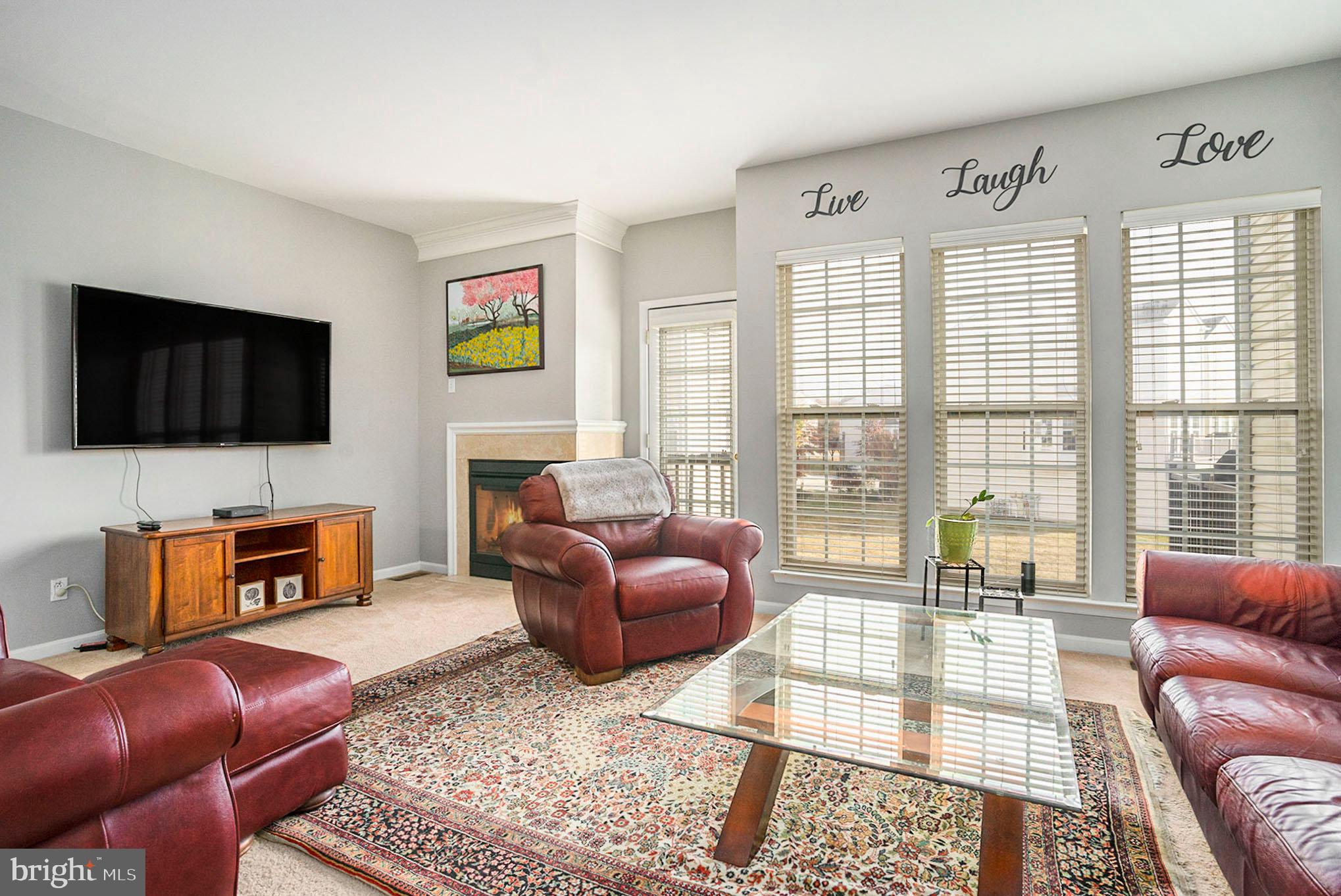 LONGFORD CROSSING - Residential