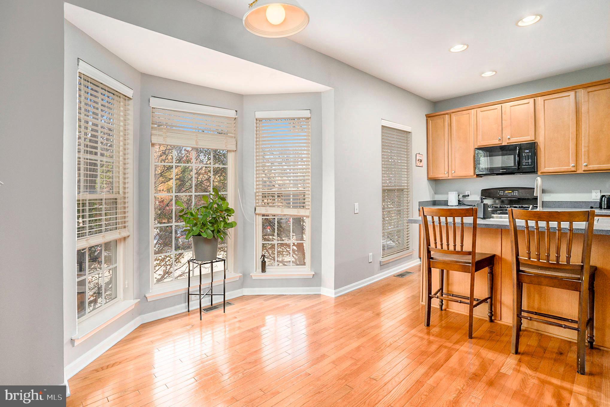 LONGFORD CROSSING - Residential