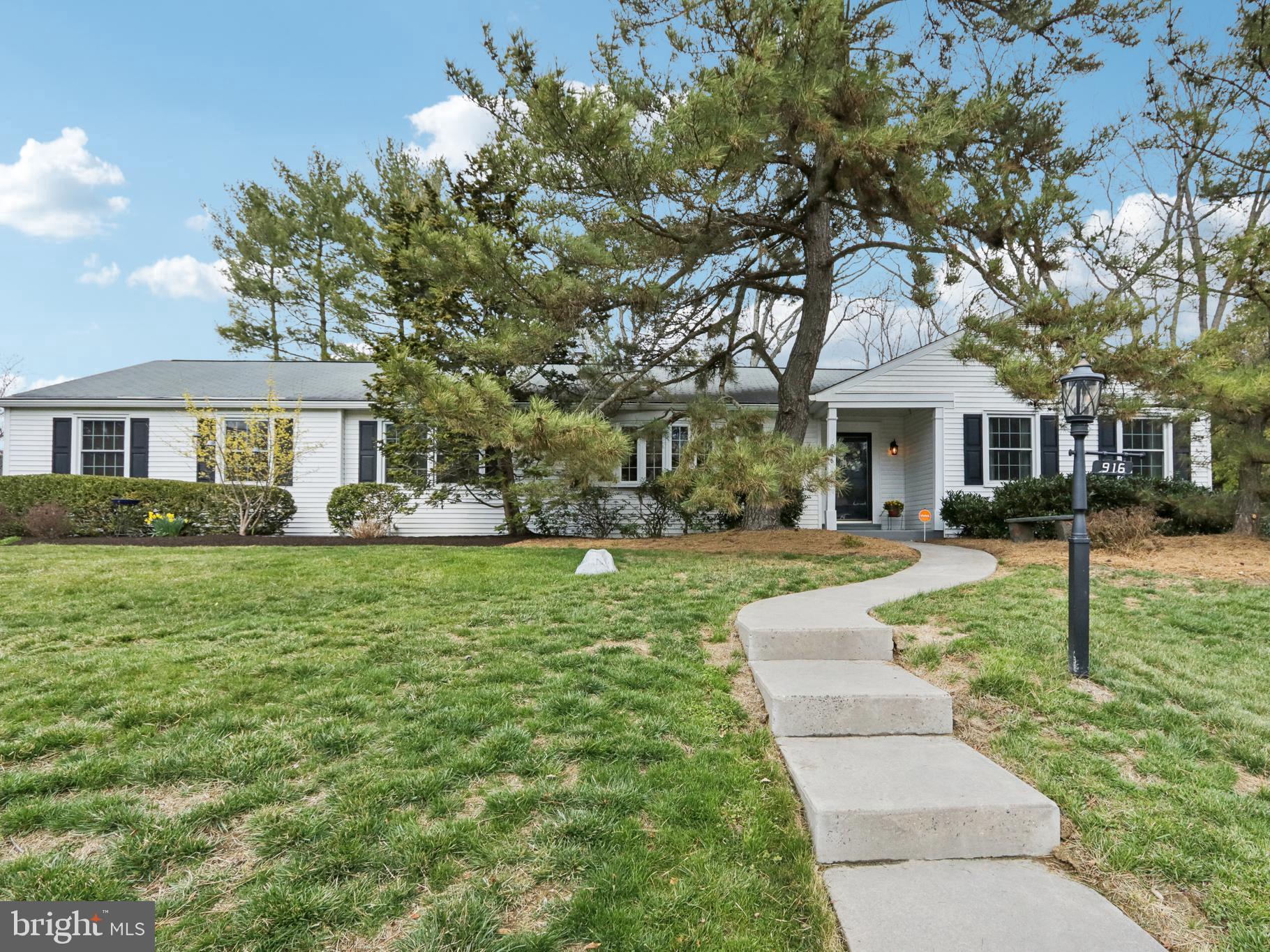 EDGEWOOD PARK - Residential