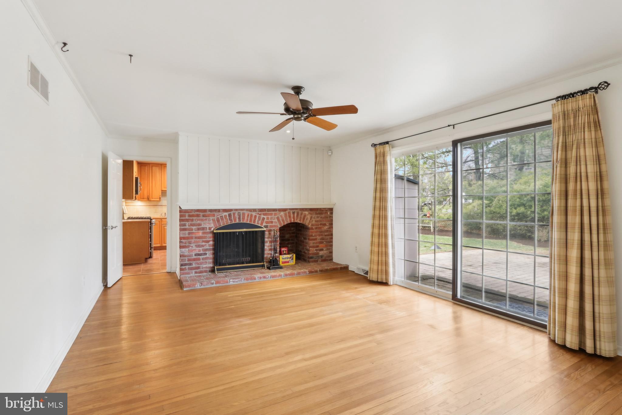 EDGEWOOD PARK - Residential