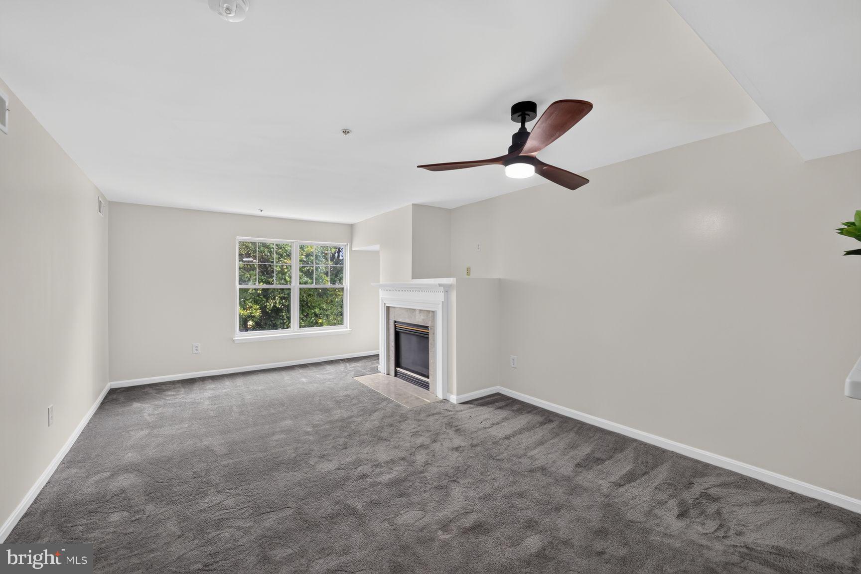 13900 FARNSWORTH LANE 4305