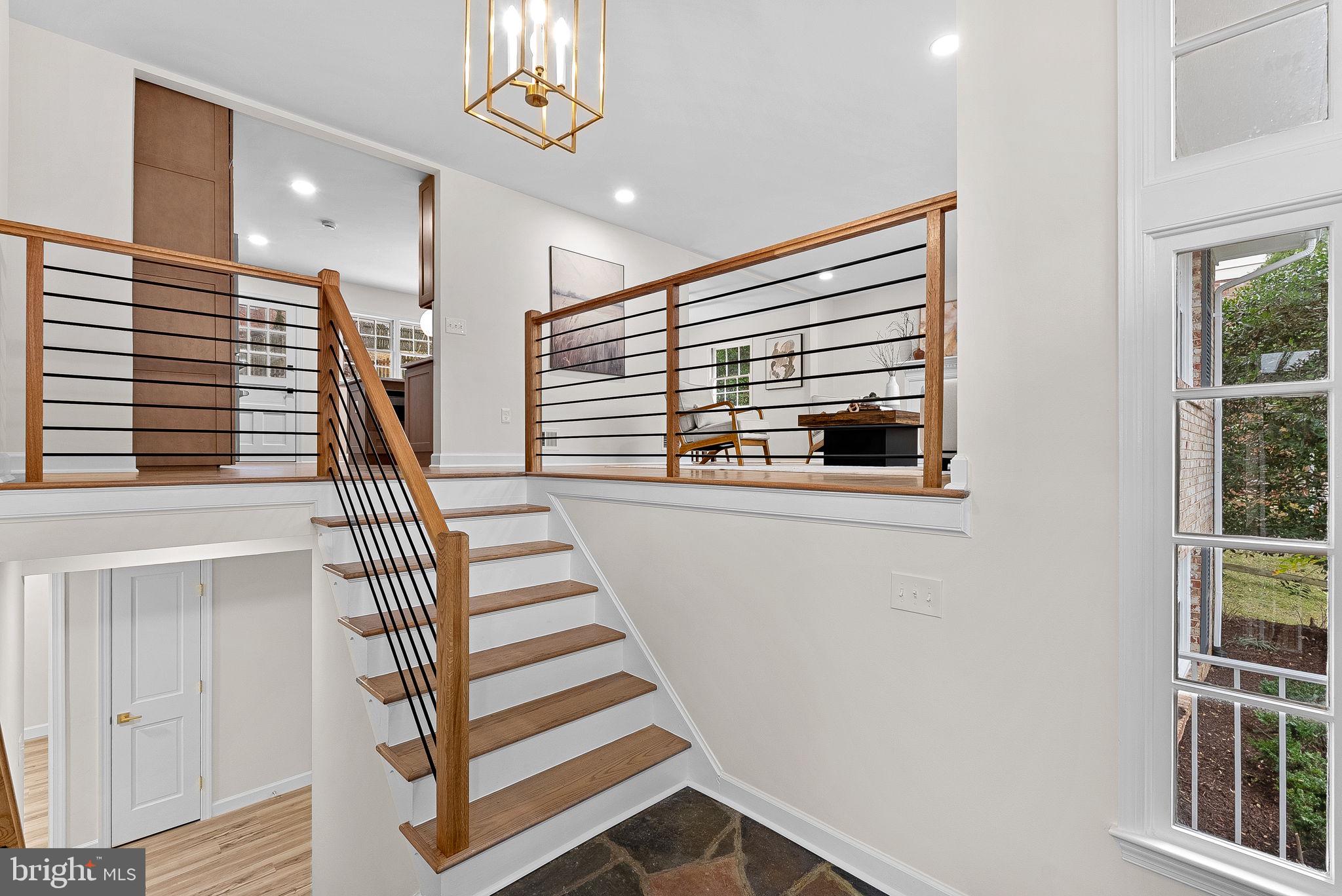 MANTUA HILLS - Residential