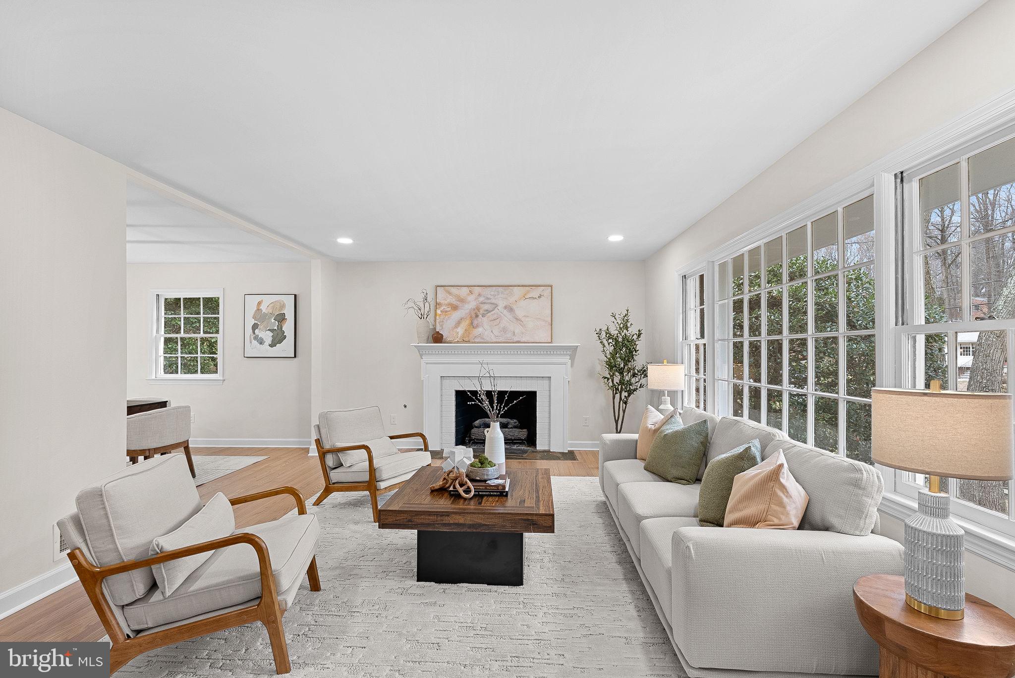 MANTUA HILLS - Residential