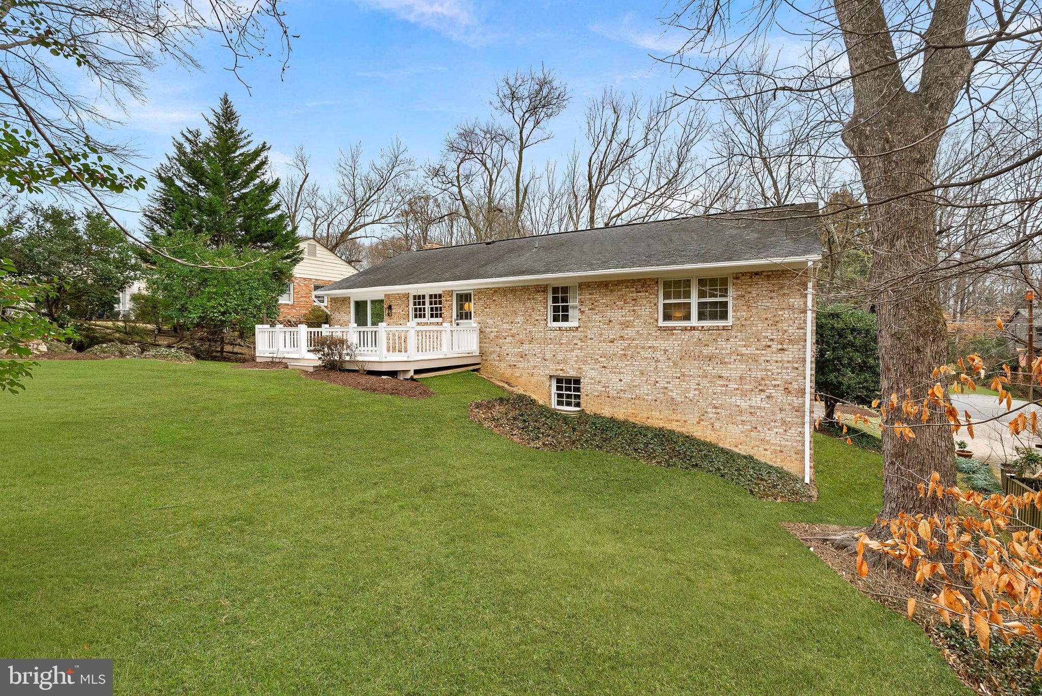 MANTUA HILLS - Residential