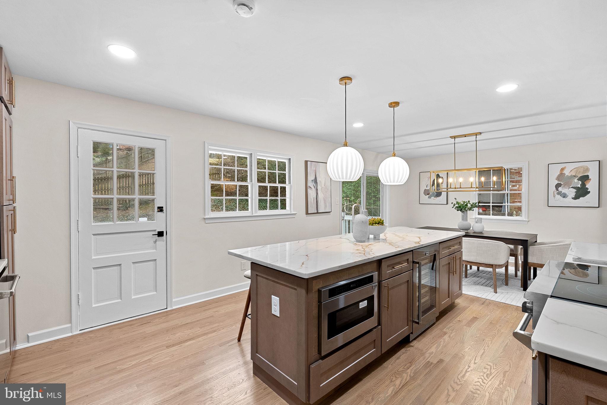 MANTUA HILLS - Residential