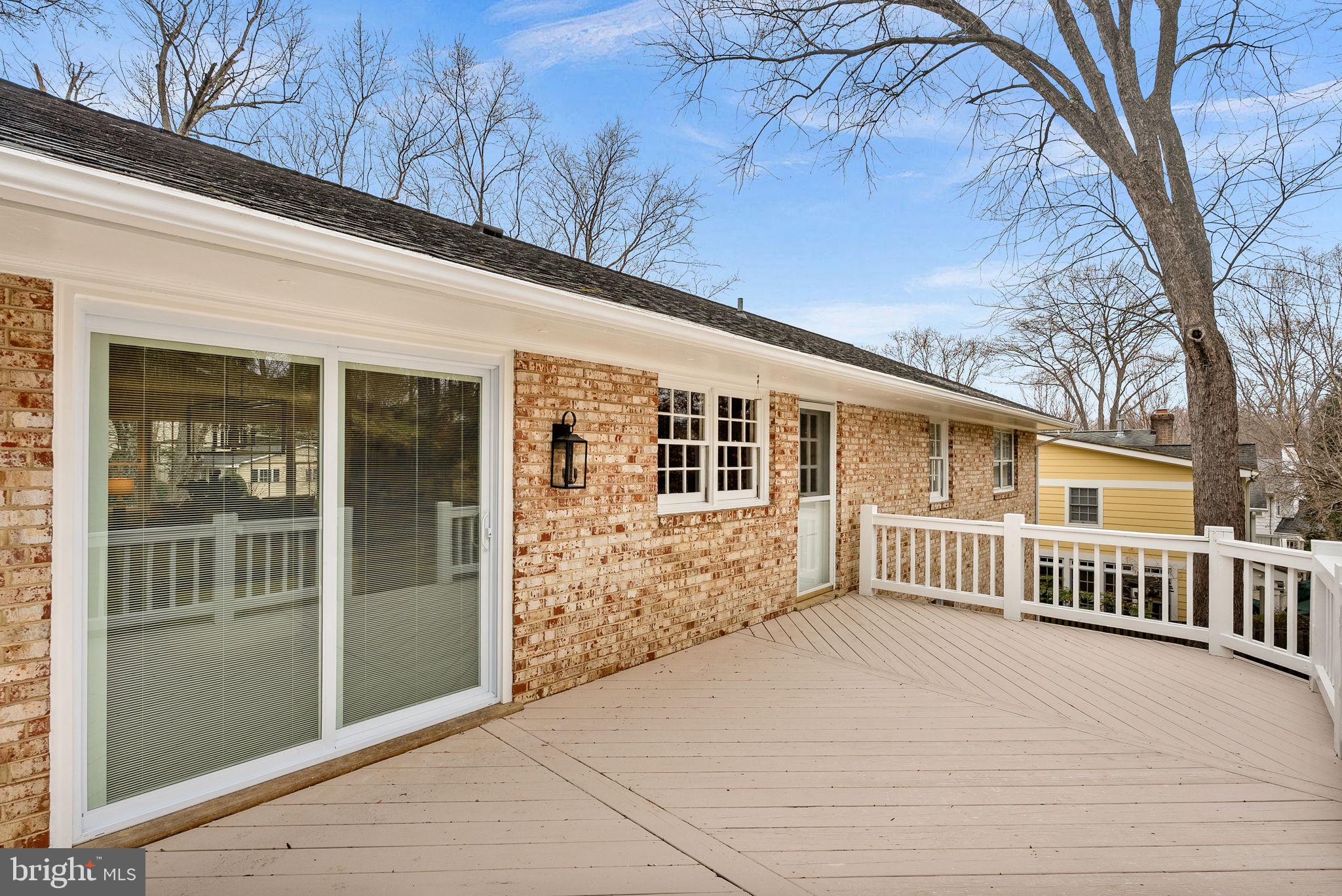 MANTUA HILLS - Residential