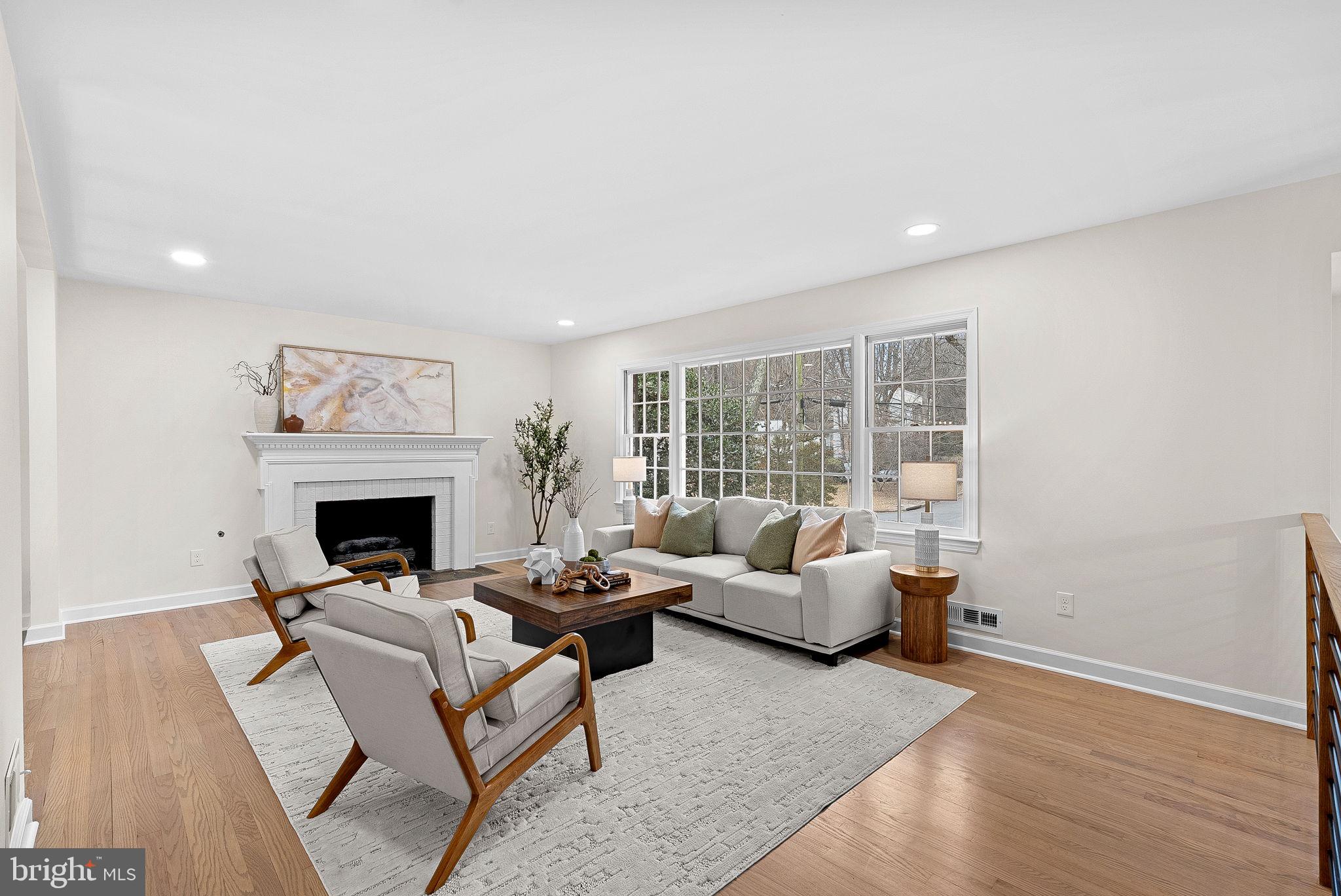 MANTUA HILLS - Residential