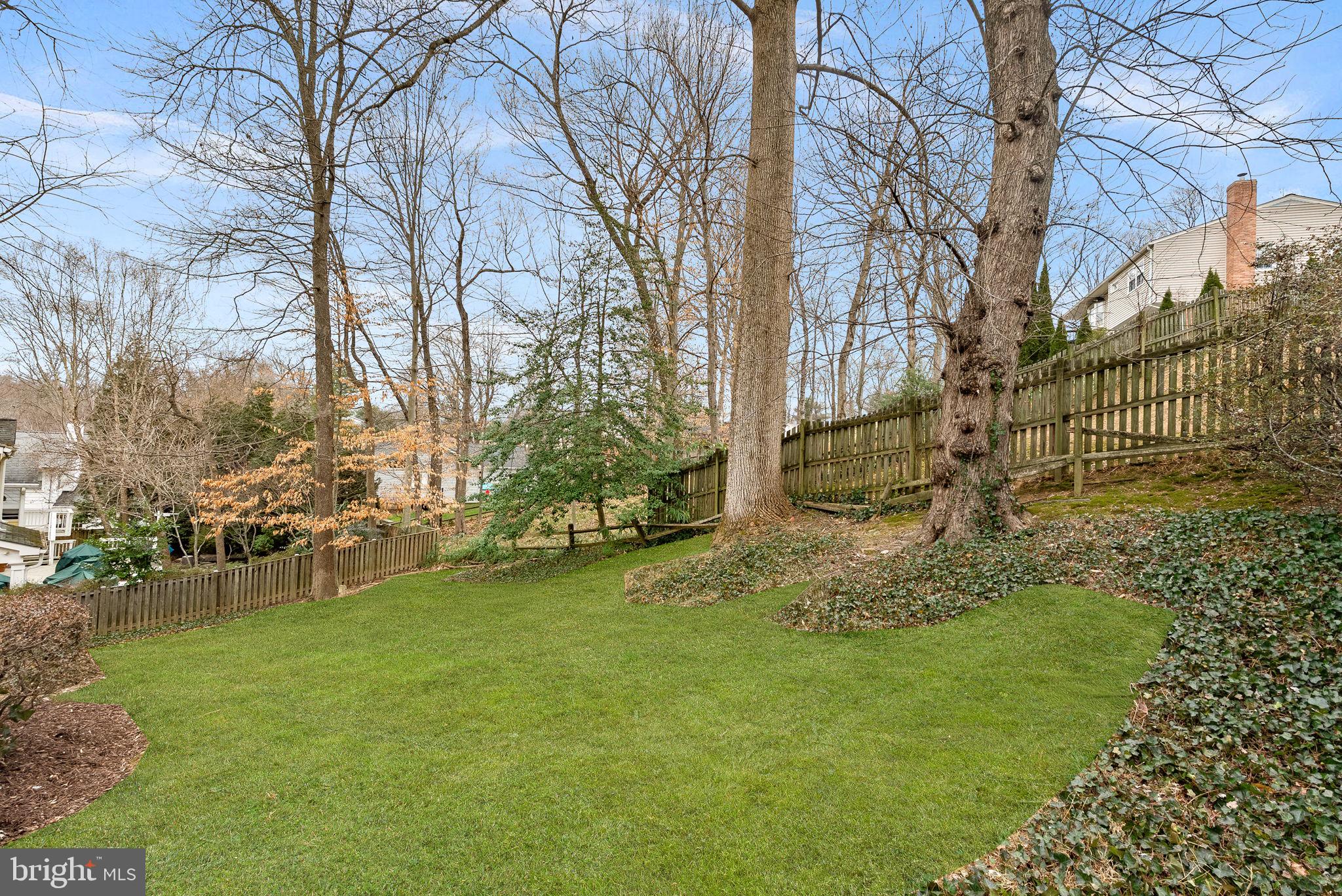 MANTUA HILLS - Residential