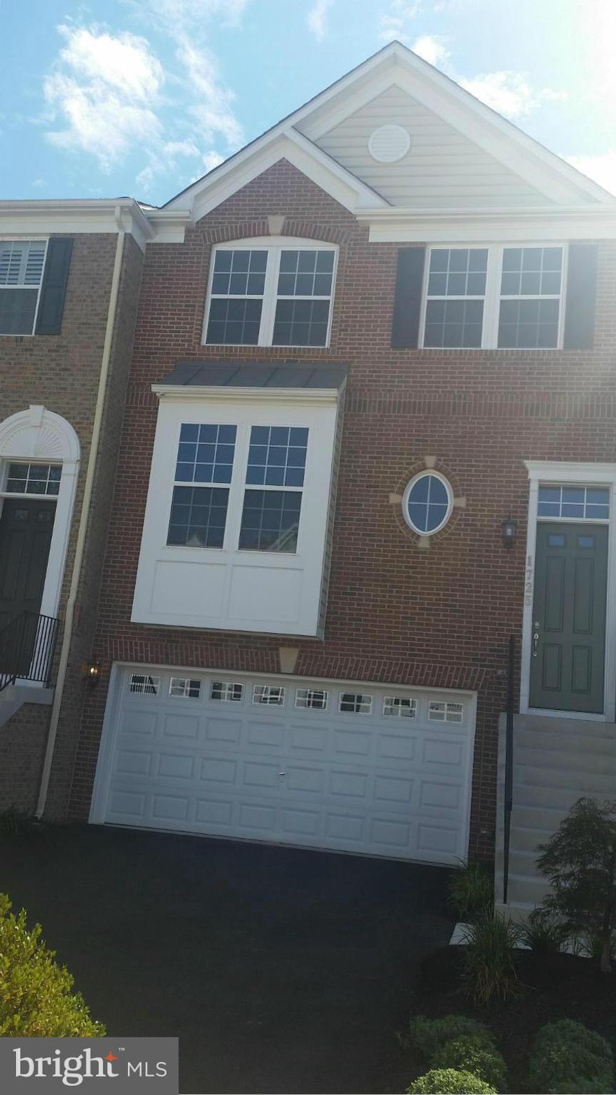 YOUR SEARCH IS OVER, U CANNOT FIND ANYTHING BETTER. WHY TO BUY WHEN YOU CAN RENT, MODEL HOUSE IN MODEL CONDITIONS.  3BR,2.55 BA, 2 CAR GARARGE, GAS FP,  GOURMET KITCHEN WITH CENTER ASILE, SS APPLIANCES, GRANITE COUNTER TOPS AND TILES BACK SPLASH, HARD WOOD ON MAIN LVL. BRICK & DECK. .CLOSE TO FT, BELVOIR, WEGGMAN,POTOMIC MALL & I 95.. Vacant Show Anytime. THANKS