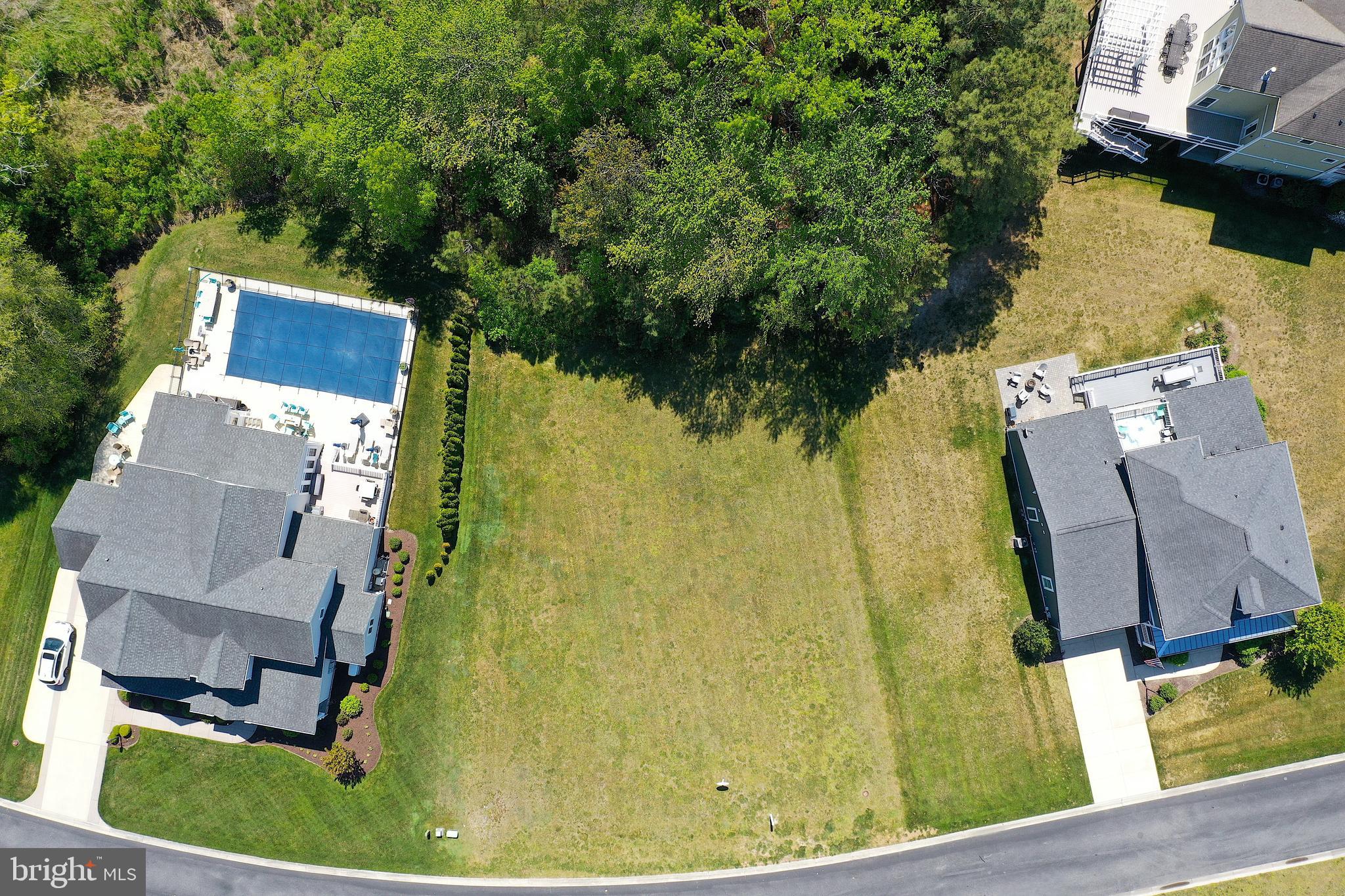GLENRIDDLE - Land