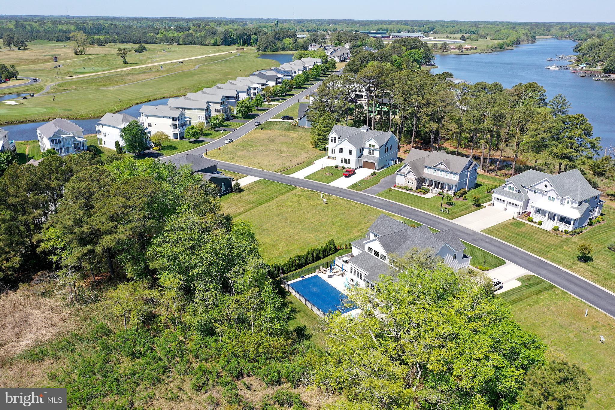 GLENRIDDLE - Land