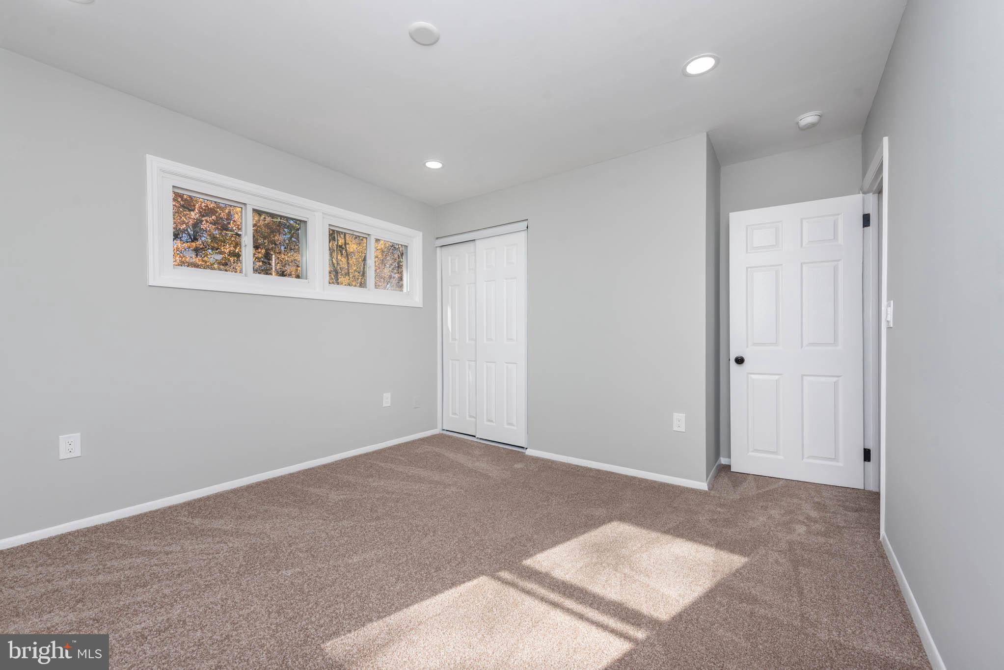 CAMPFIELD GARDENS - Residential