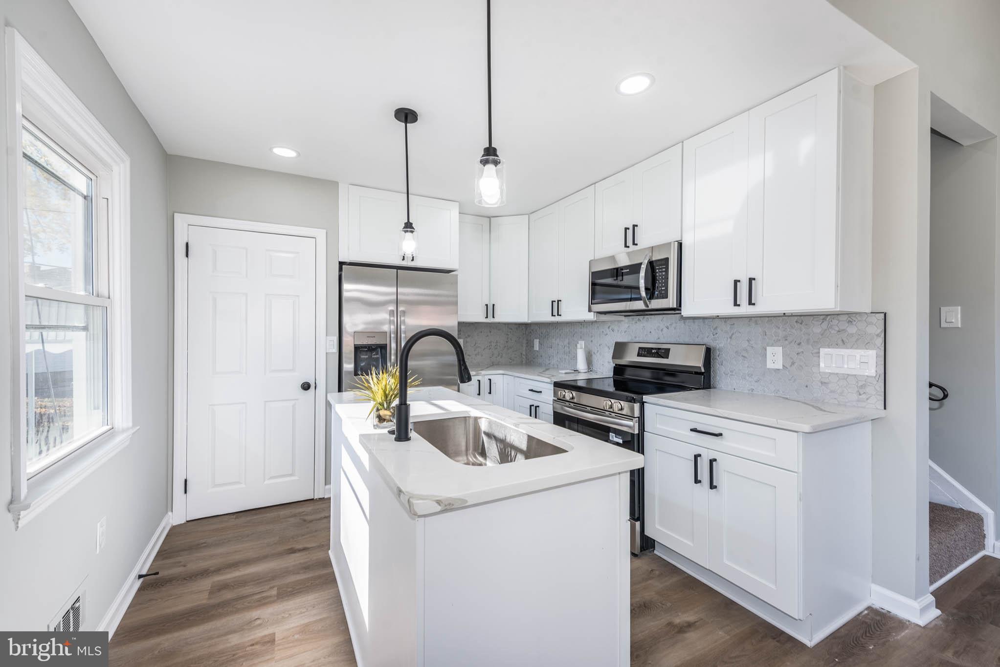 CAMPFIELD GARDENS - Residential