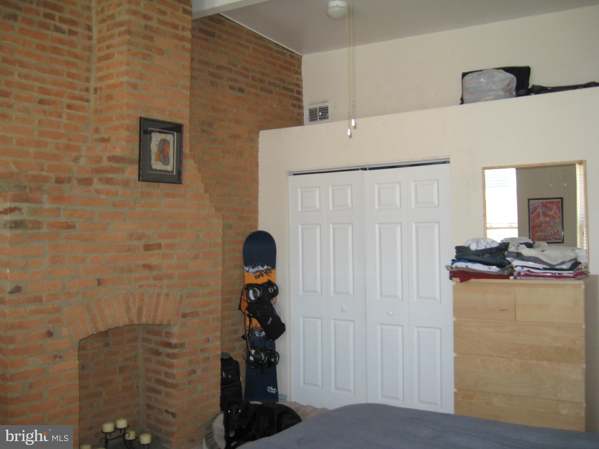 FEDERAL HILL HISTORIC DISTRICT - Residential Lease