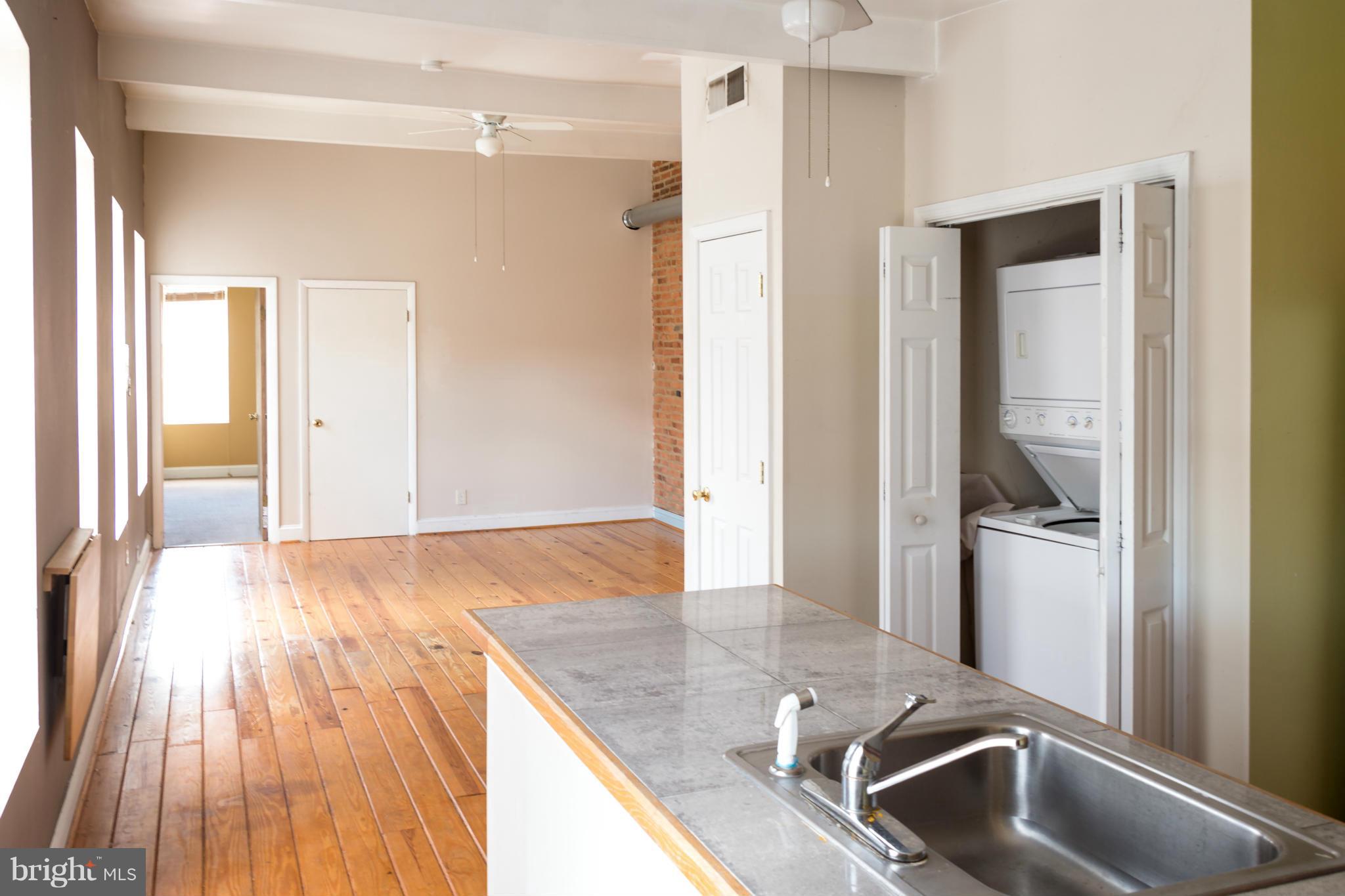 FEDERAL HILL HISTORIC DISTRICT - Residential Lease