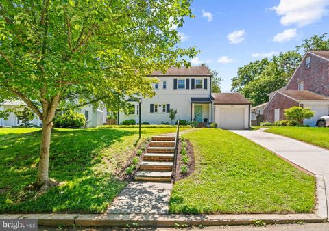 Photo of 5615 Montgomery Street, Chevy Chase, MD 20815 (MLS # MDMC2123860)