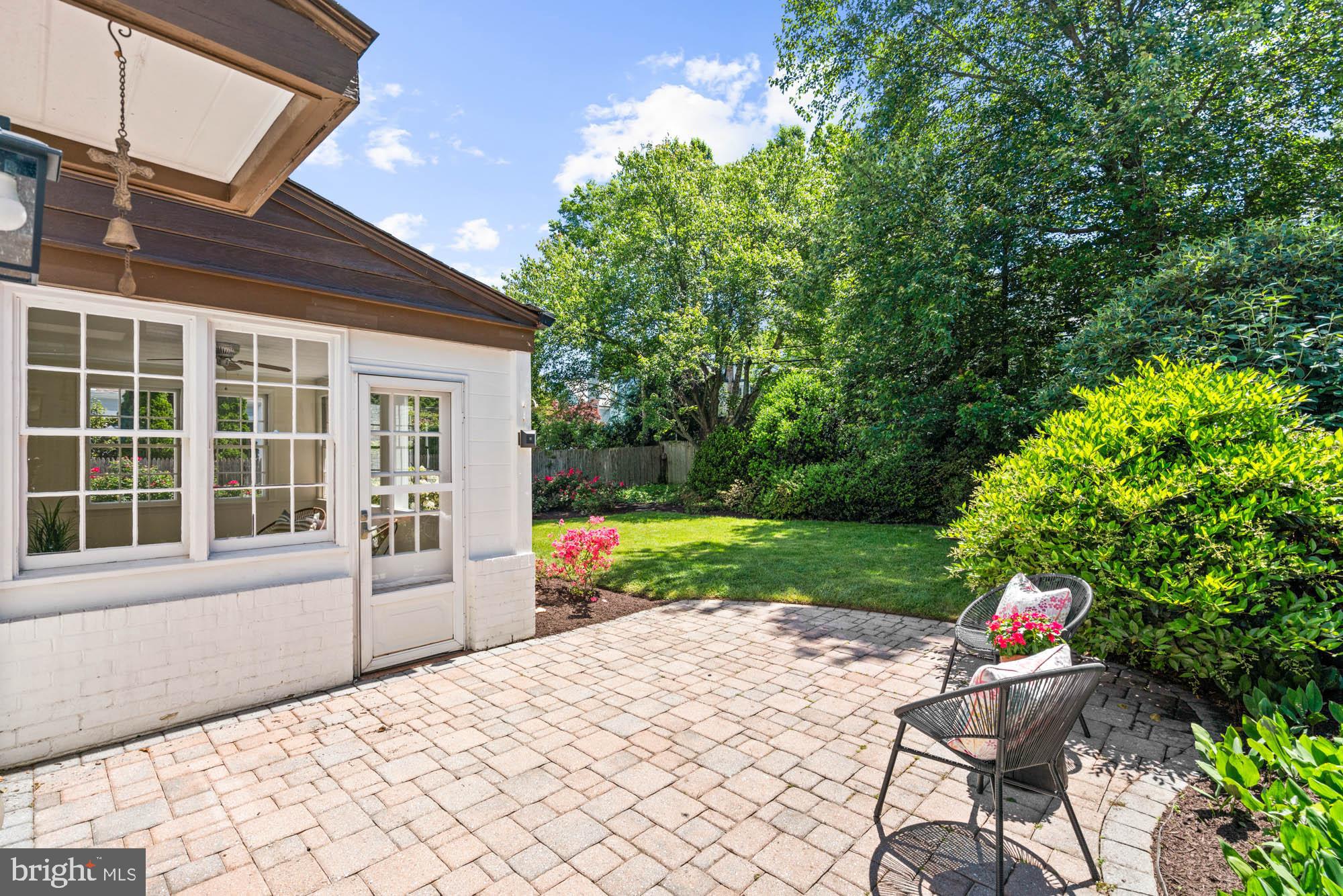 CHEVY CHASE VILLAGE - Residential