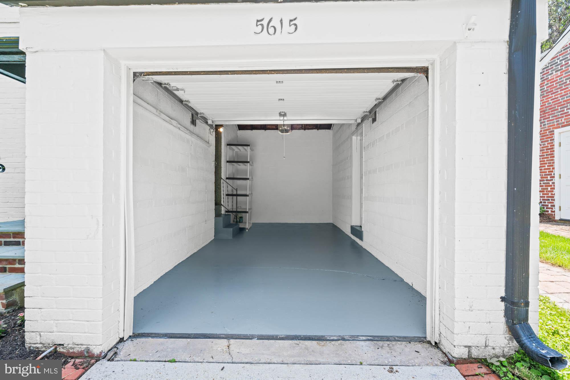 CHEVY CHASE VILLAGE - Residential