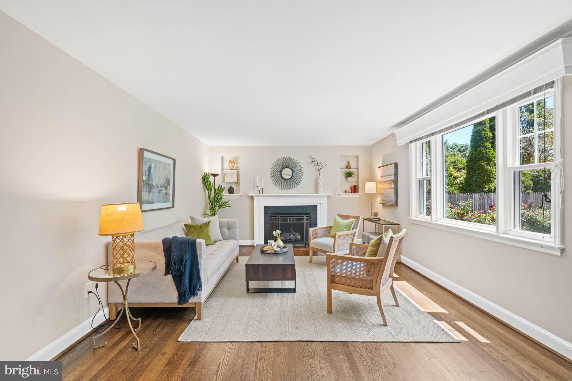 CHEVY CHASE VILLAGE - Residential