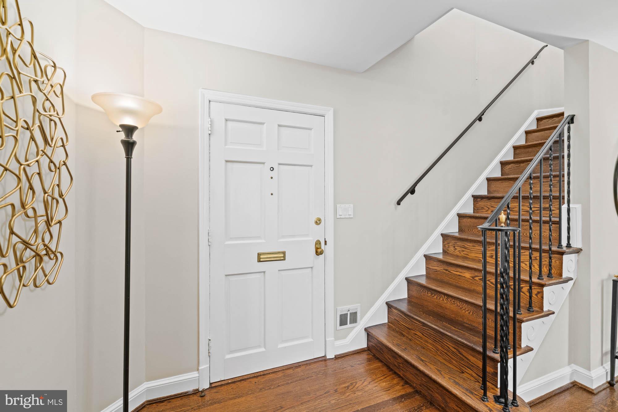 CHEVY CHASE VILLAGE - Residential