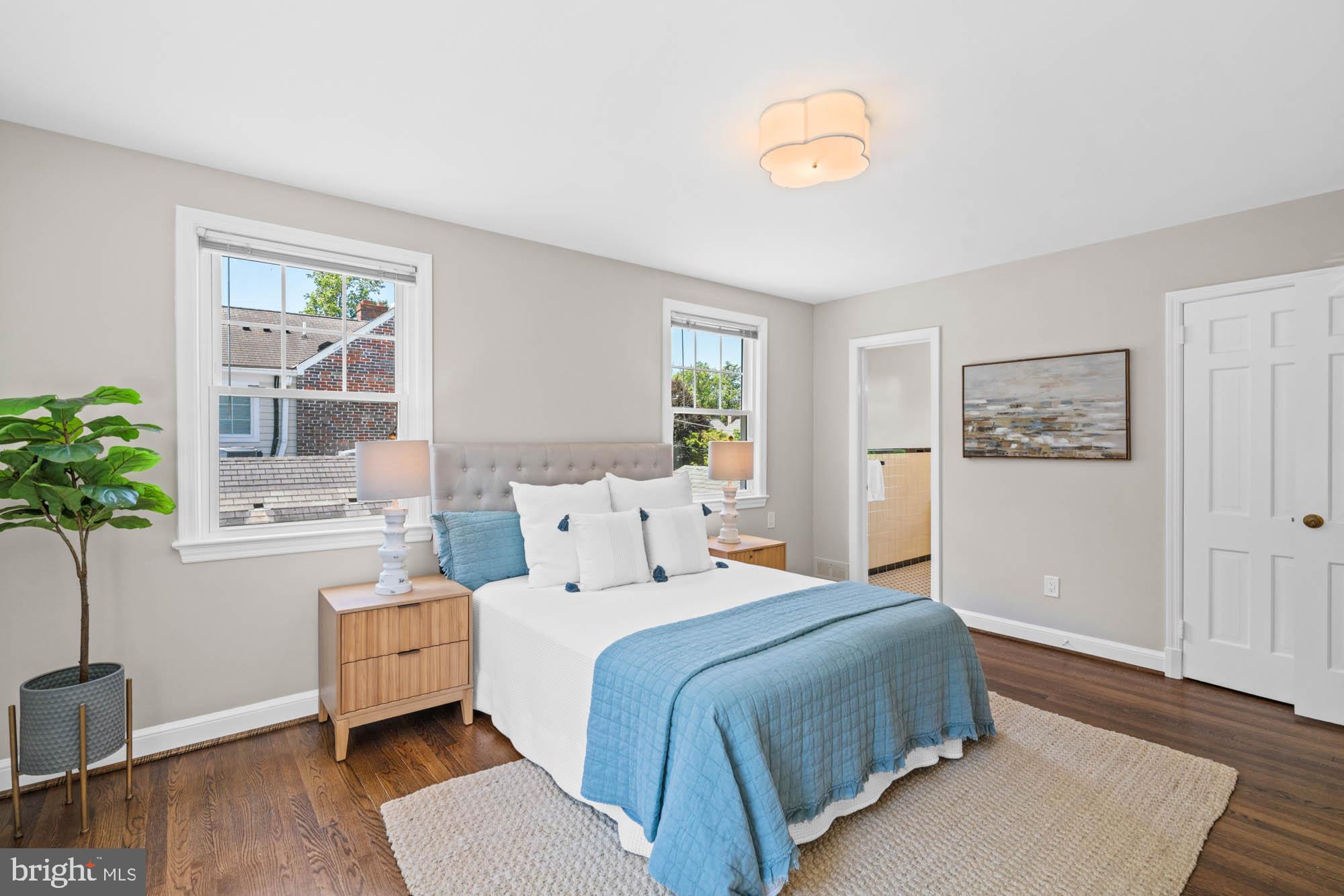 CHEVY CHASE VILLAGE - Residential