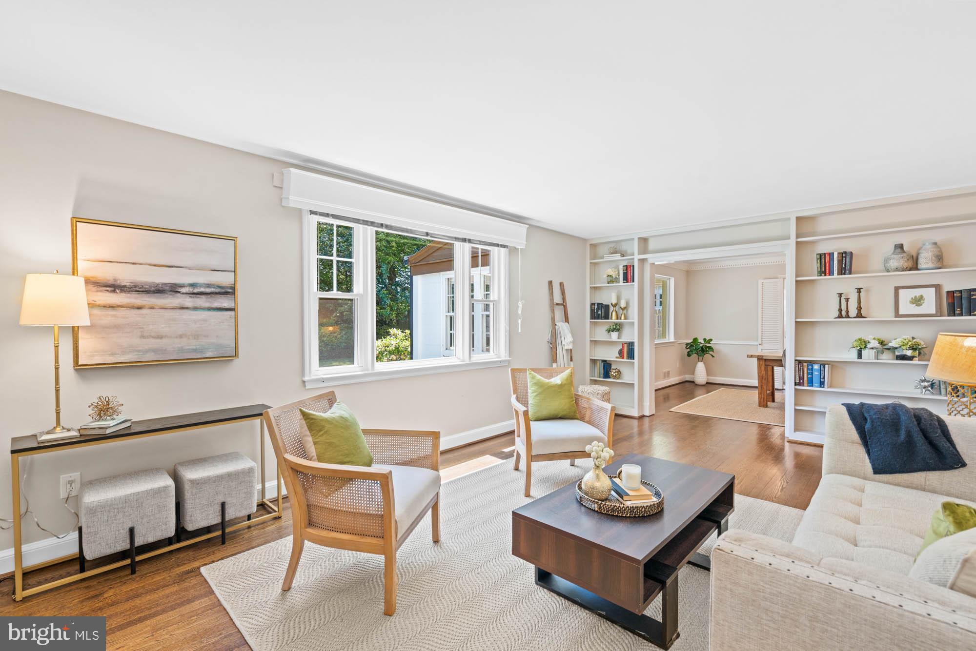 CHEVY CHASE VILLAGE - Residential