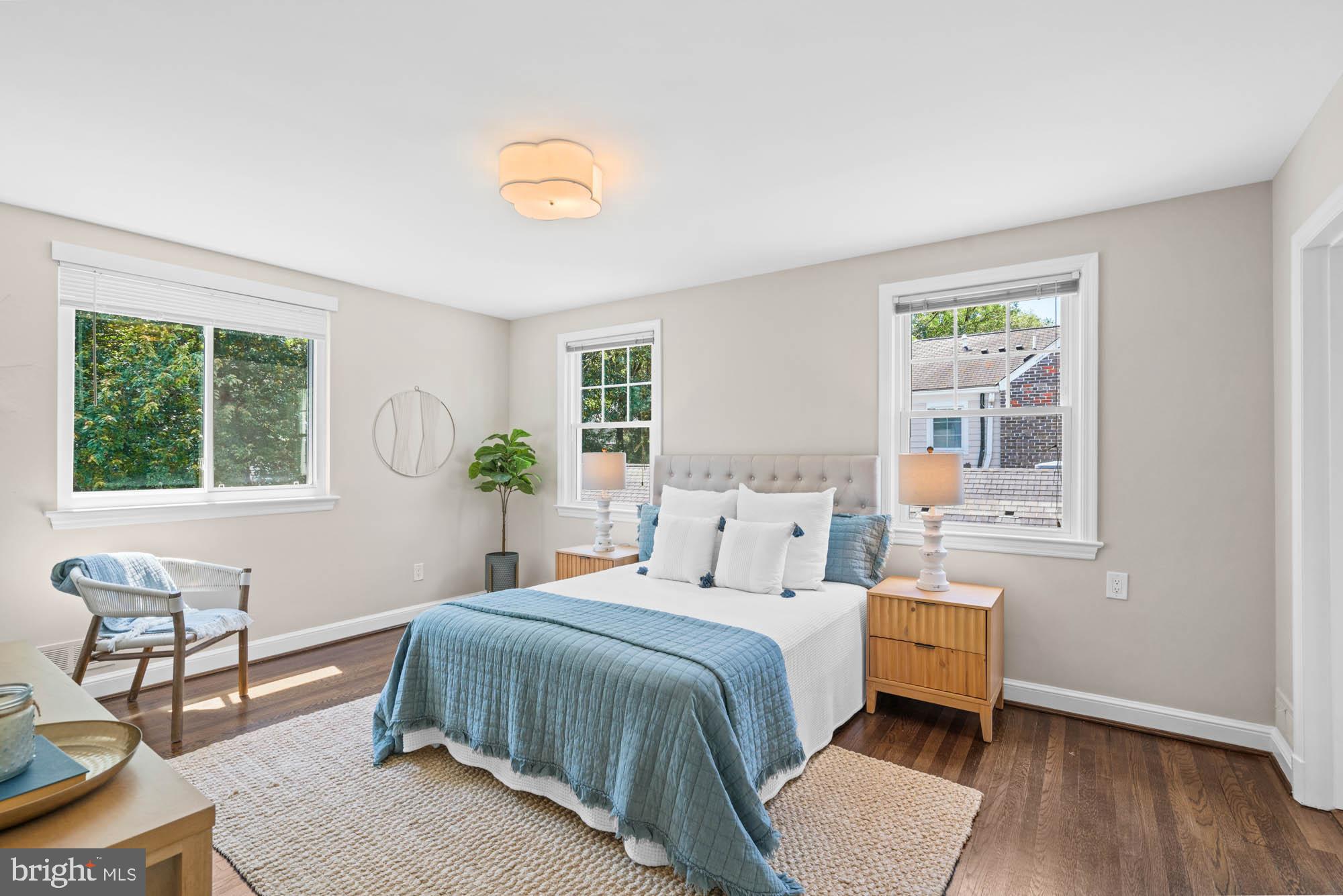 CHEVY CHASE VILLAGE - Residential