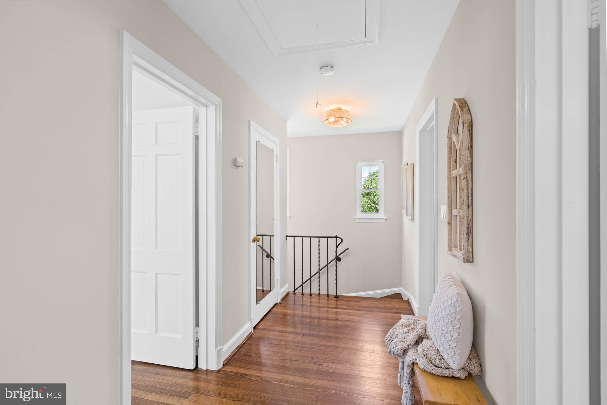 CHEVY CHASE VILLAGE - Residential