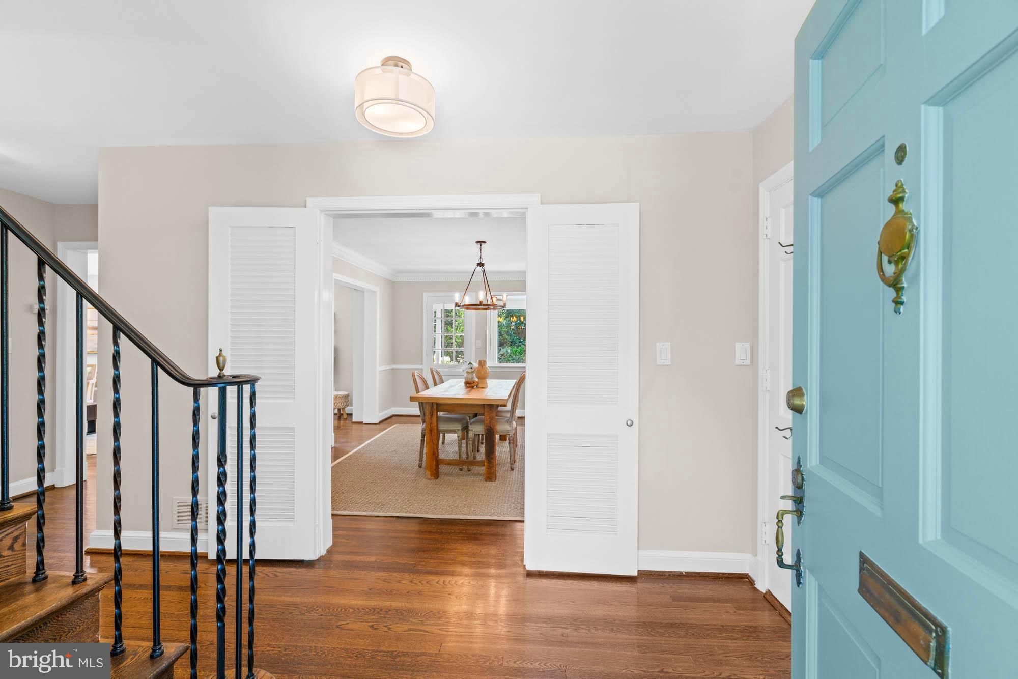 CHEVY CHASE VILLAGE - Residential