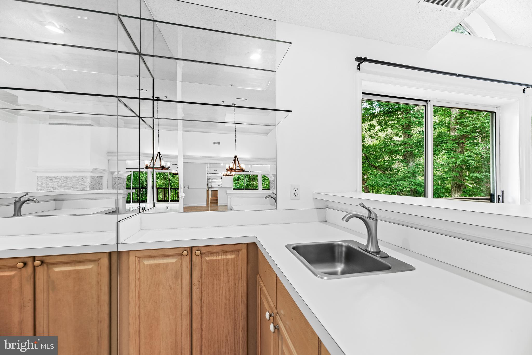 131 SQUARE RIGGER WAY 131