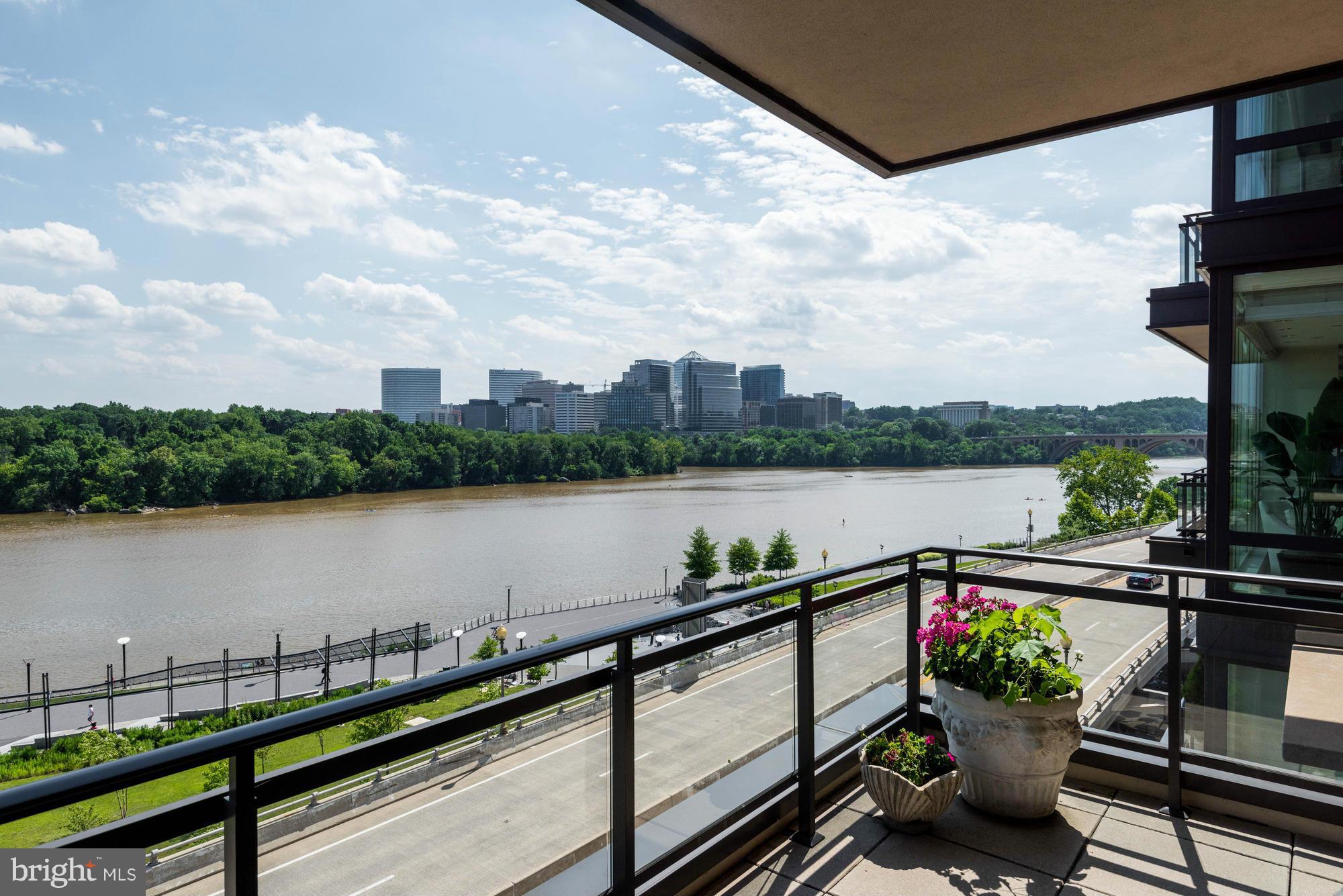 GEORGETOWN - Residential