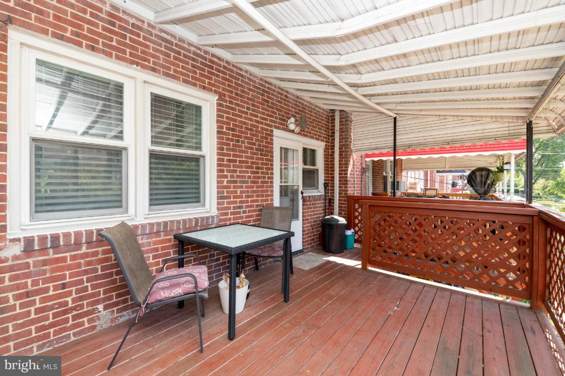 RAMBLEWOOD - Residential