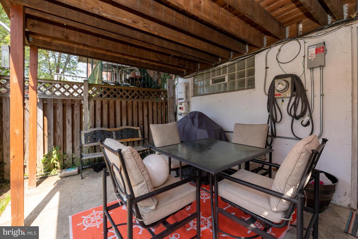 RAMBLEWOOD - Residential