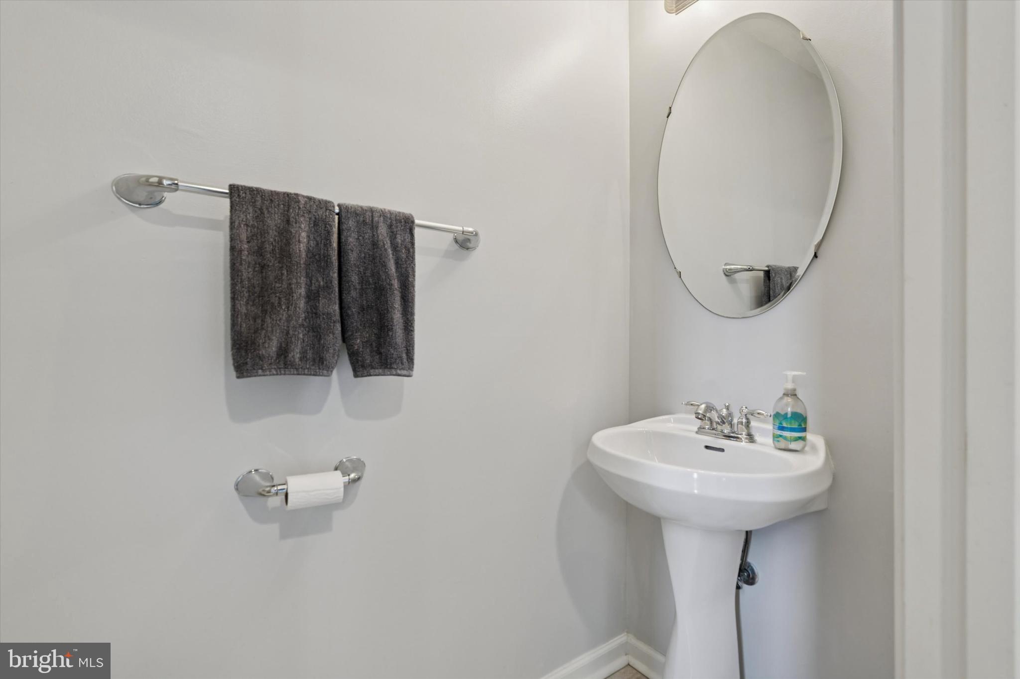 DEVON COURT - Residential