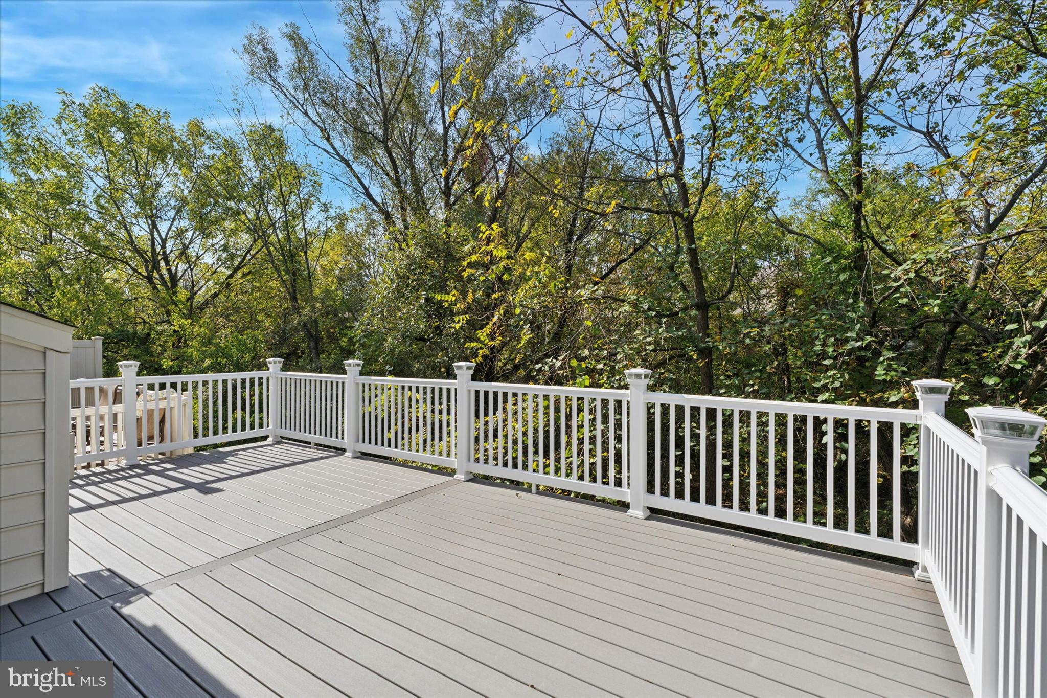 DEVON COURT - Residential