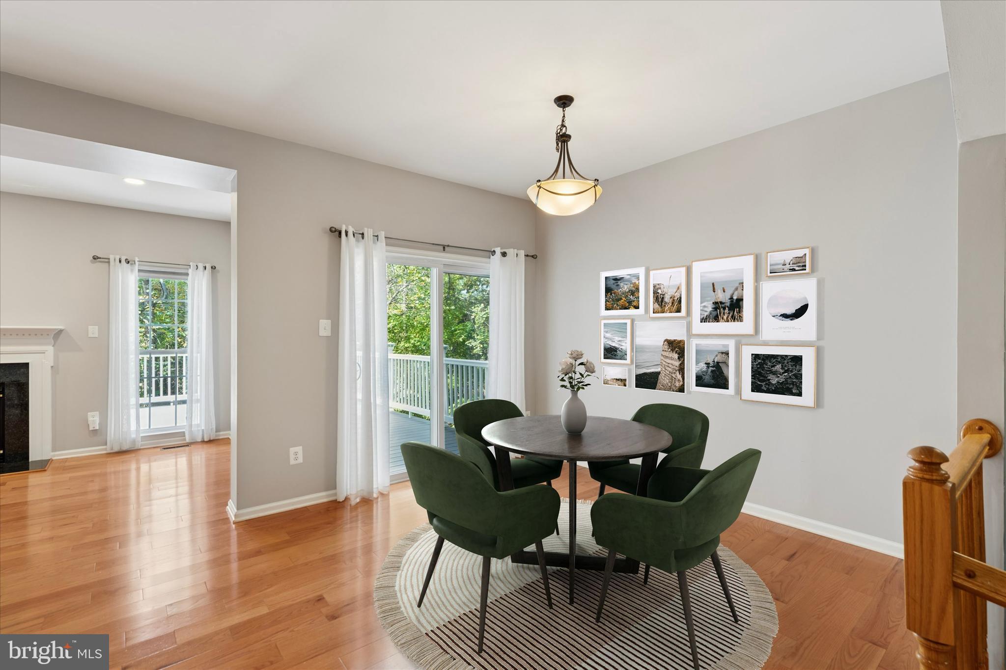 DEVON COURT - Residential