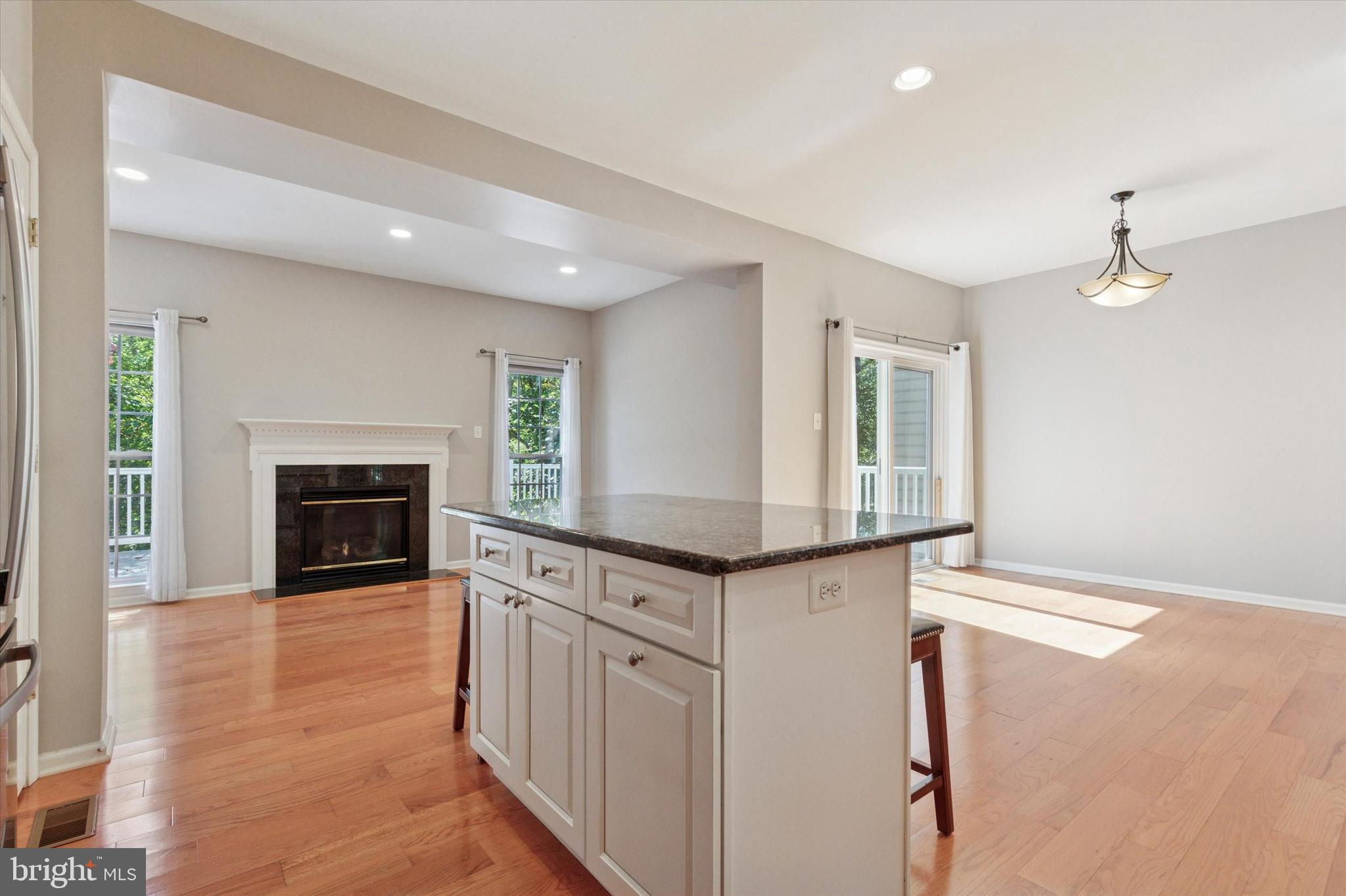 DEVON COURT - Residential