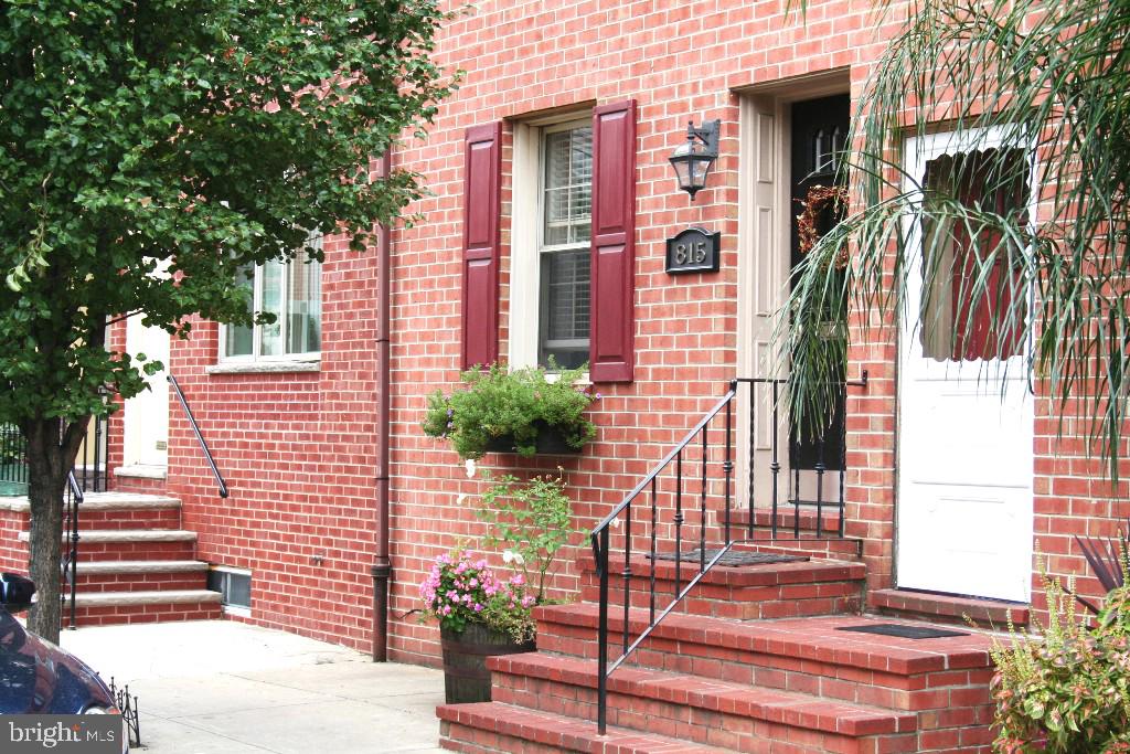 BELLA VISTA - Residential Lease