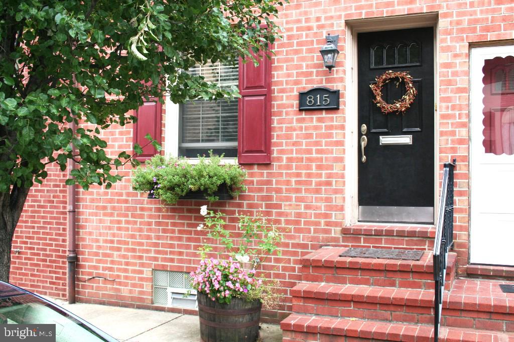 BELLA VISTA - Residential Lease