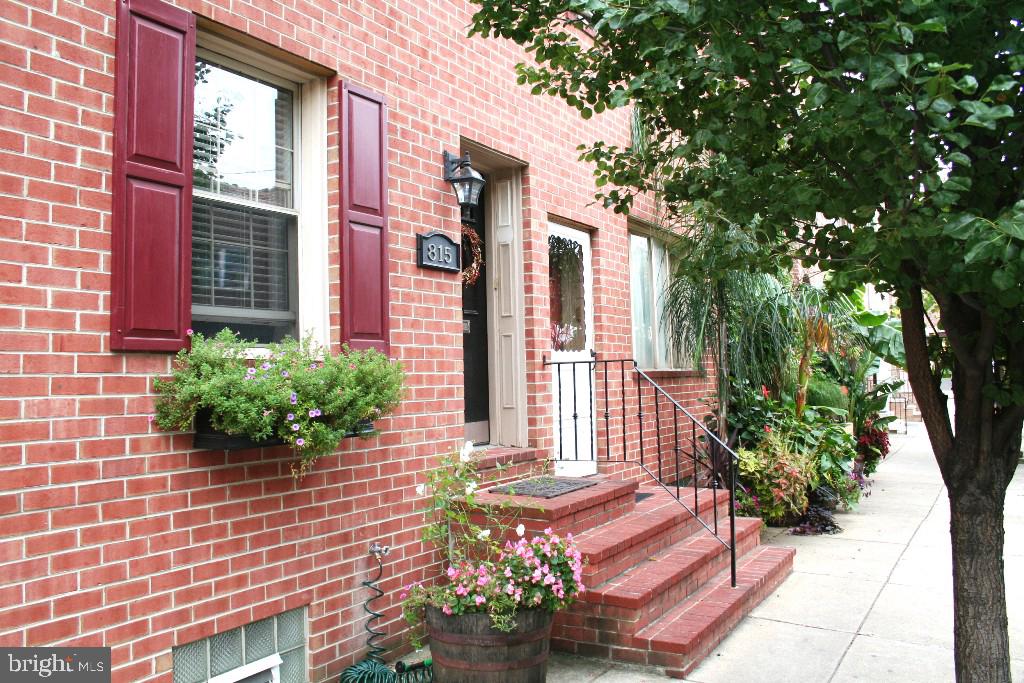 BELLA VISTA - Residential Lease