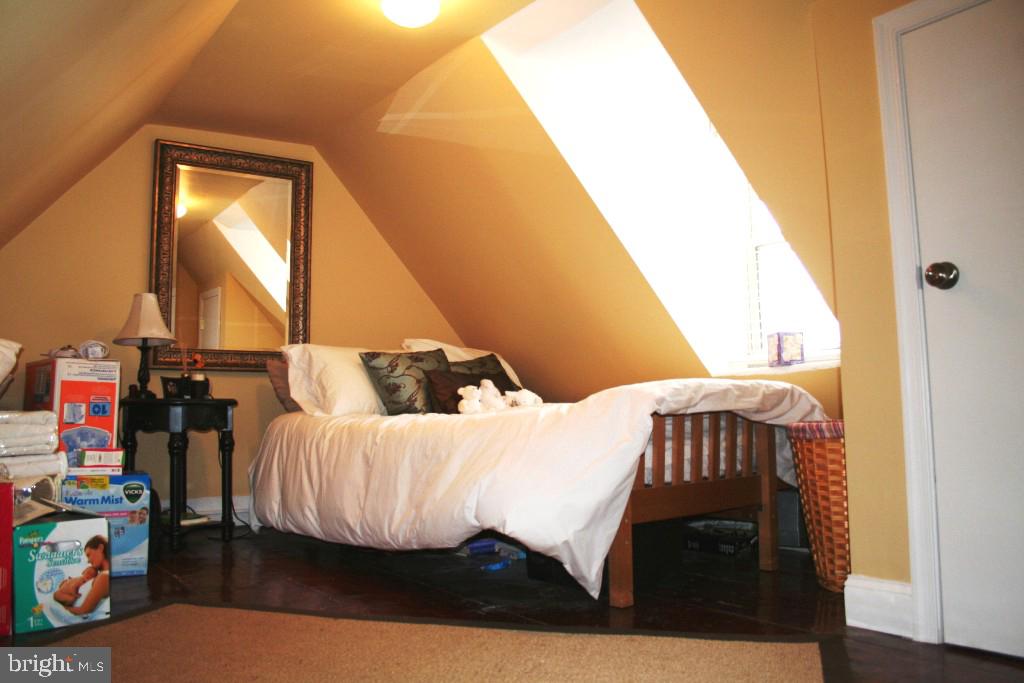 BELLA VISTA - Residential Lease